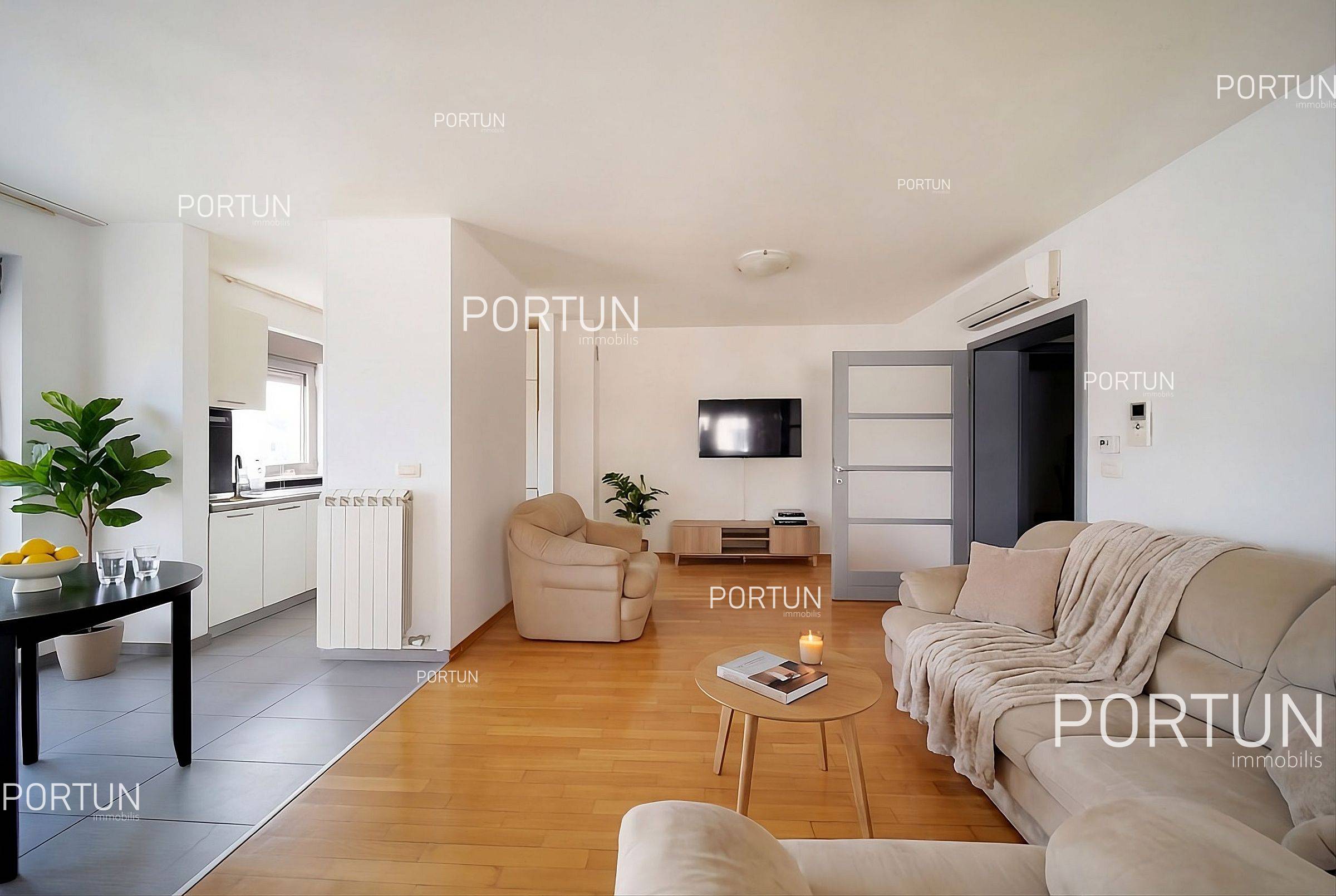 Appartamento in vendita a Rovigno - 10760 - 02