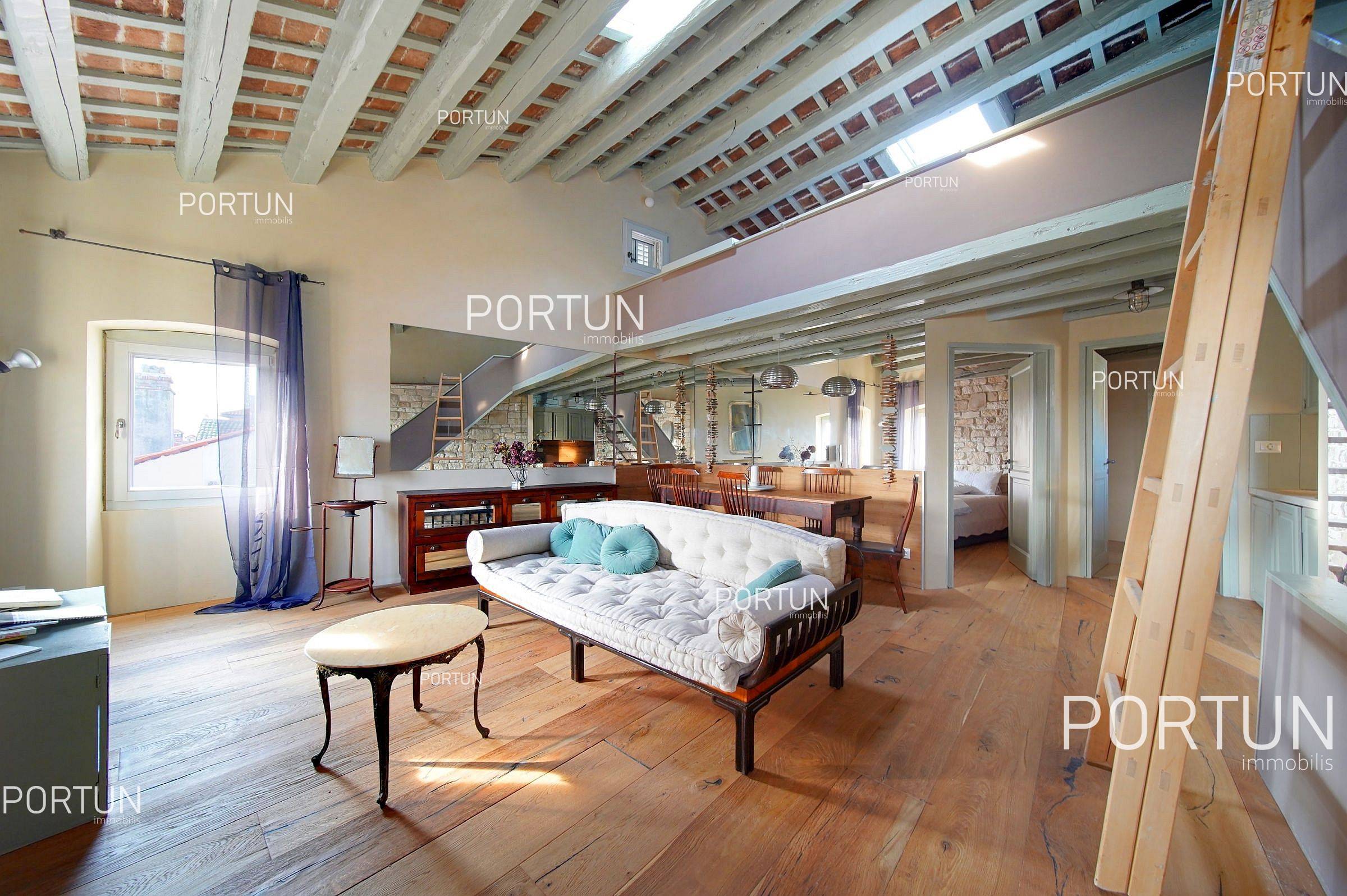 Stan na prodaju Rovinj - 10759 - 02