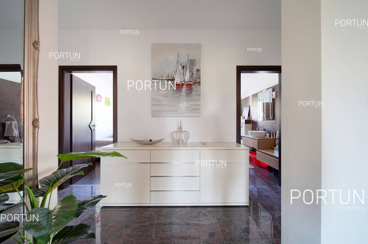 Casa in vendita a  - 20929 - 23