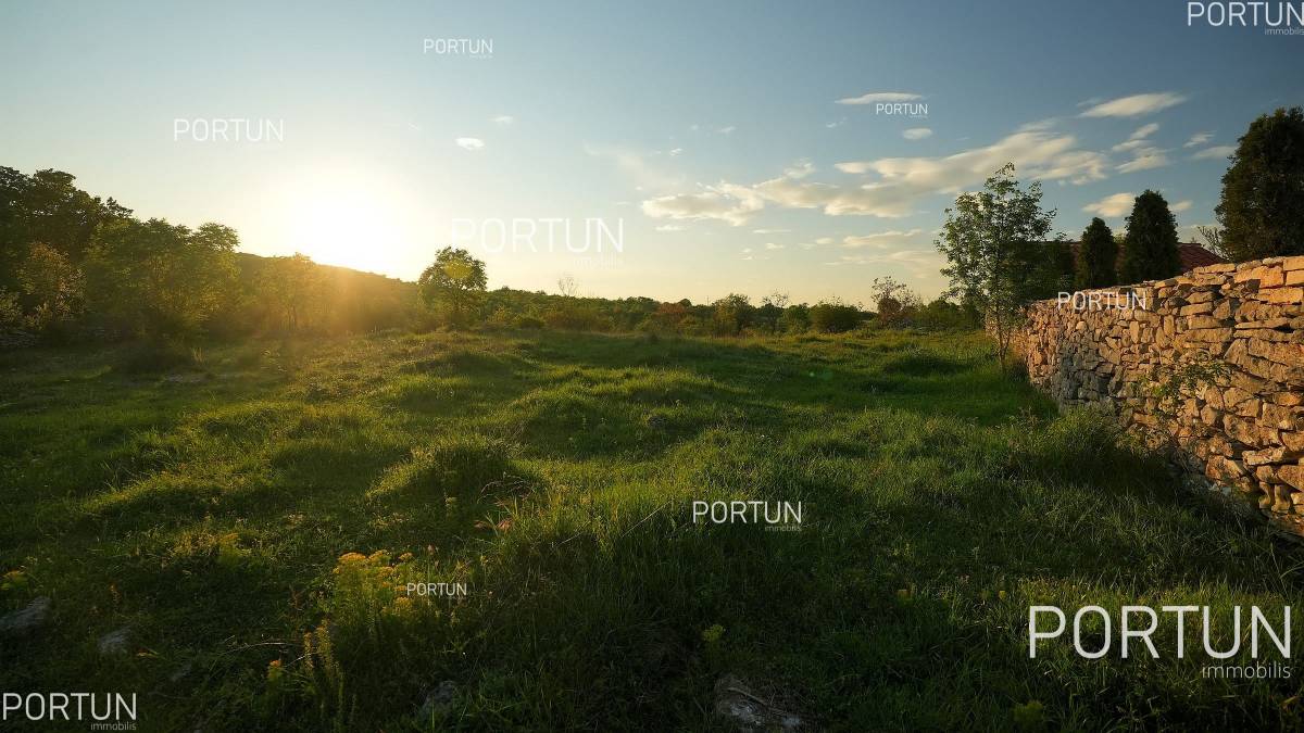 Terreno in vendita a  - 40668 - 06