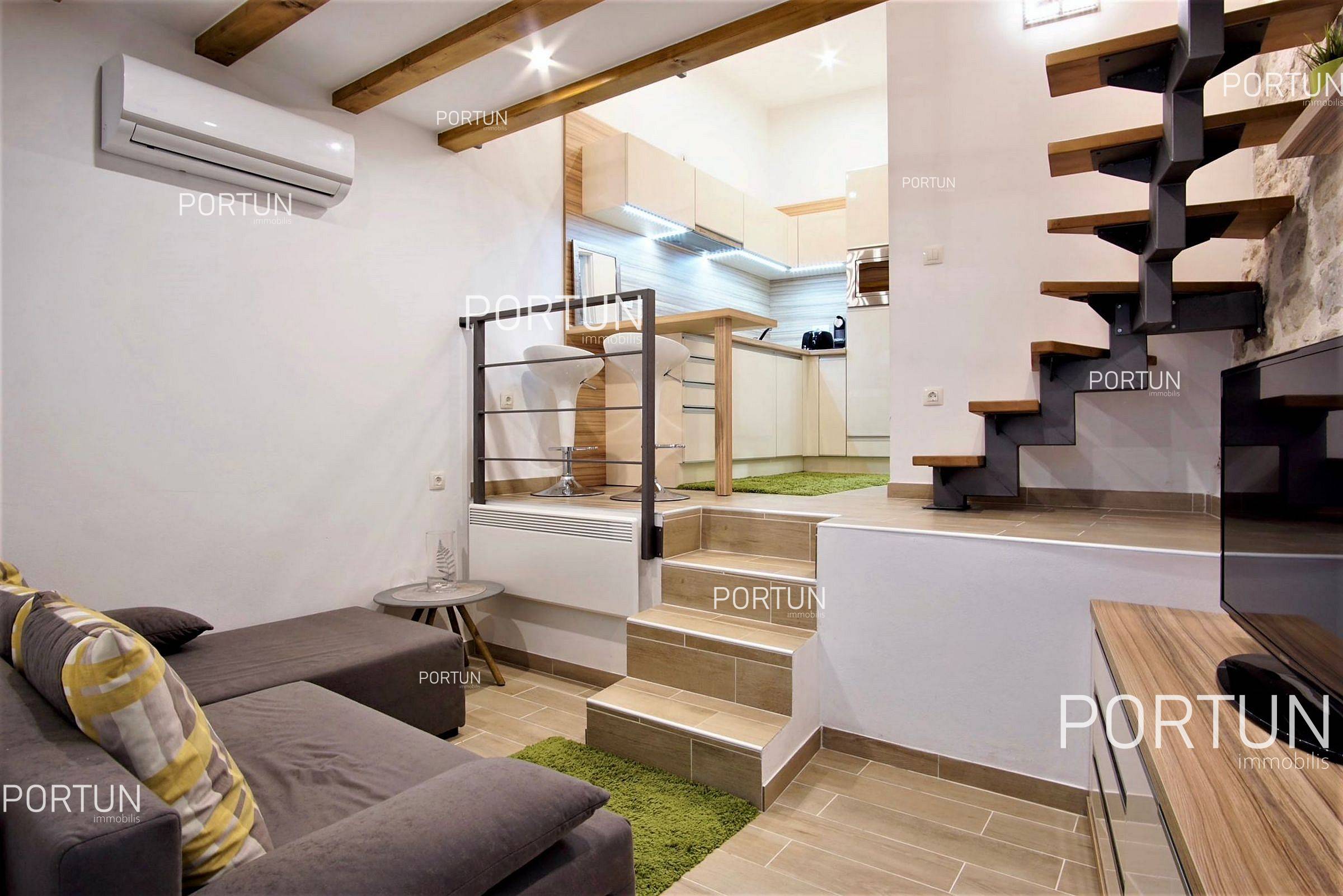 Charming small apartment ready to move in, Rovinj Istria 10766 01