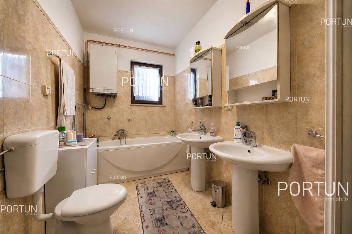 Квартира на продаж у  - 10766 - 07