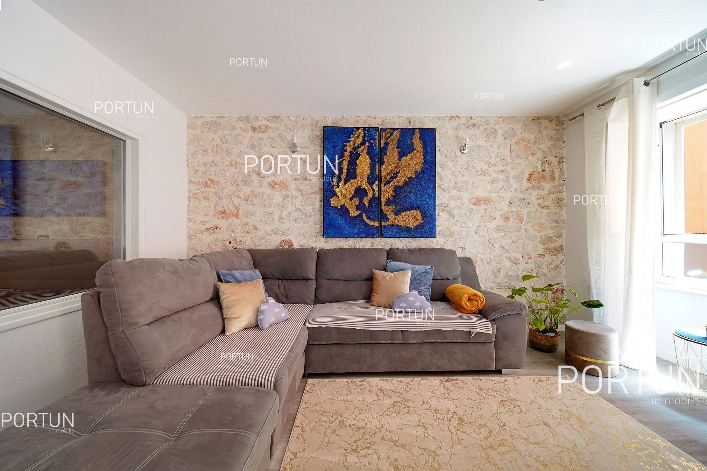 Obnovljeni apartman u centru Rovinja 2