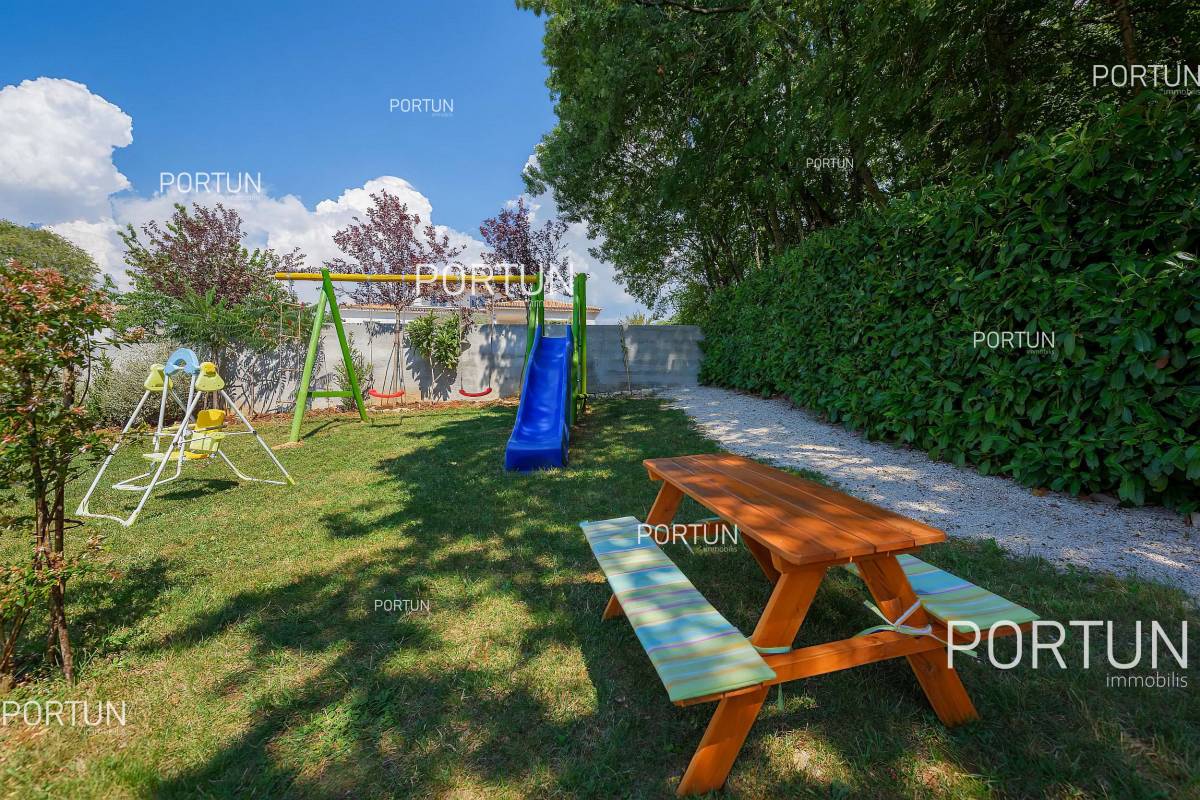 Haus zum Verkauf in Poreč - 20737 - 06
