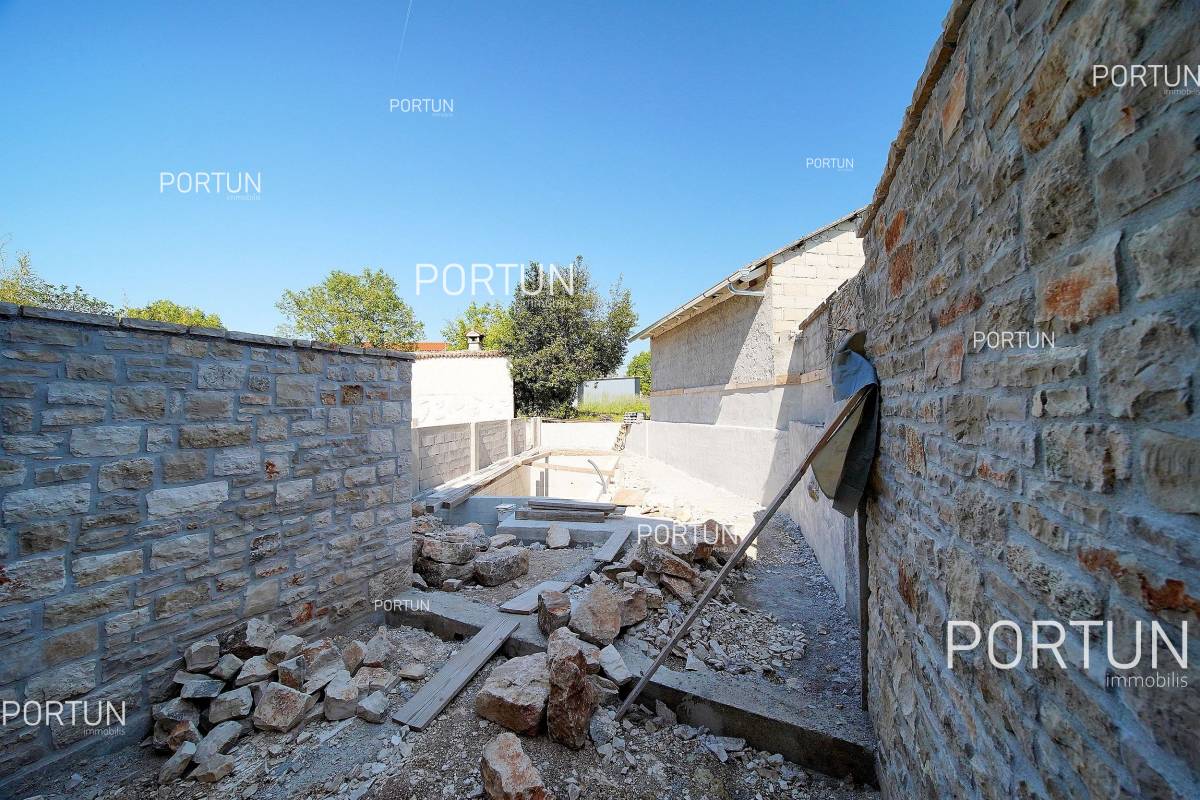 Будинок на продаж у  - 20764 - 02