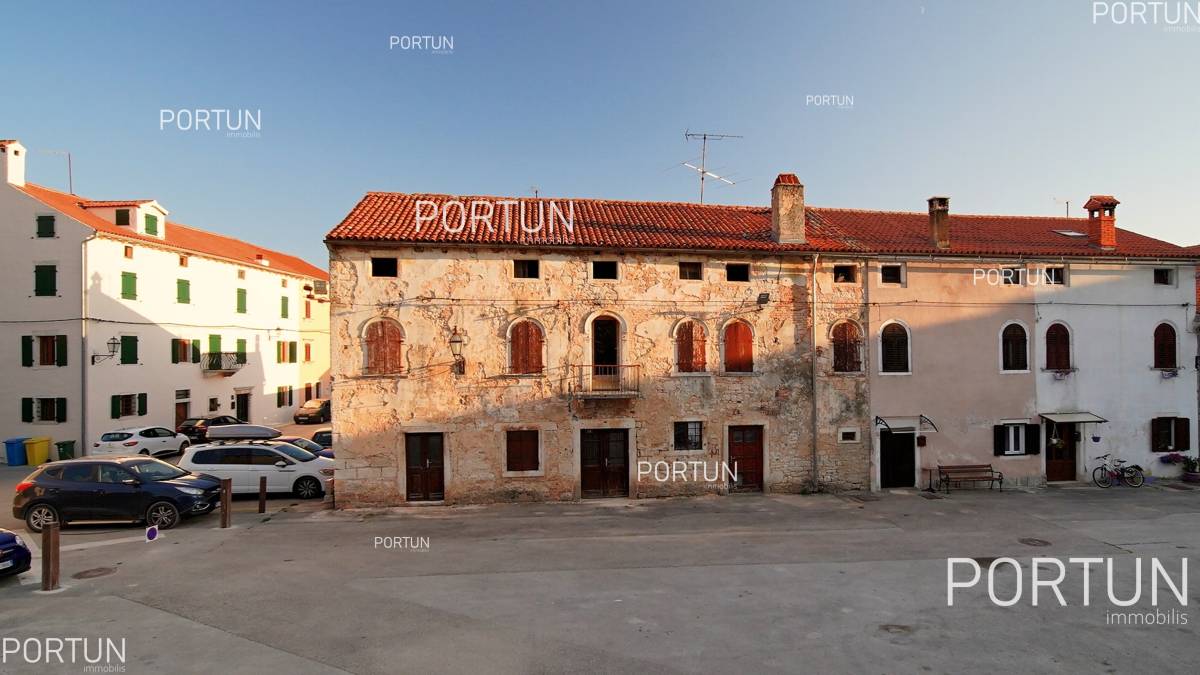 Kuća na prodaju Svetvinčenat - 20789 - 01