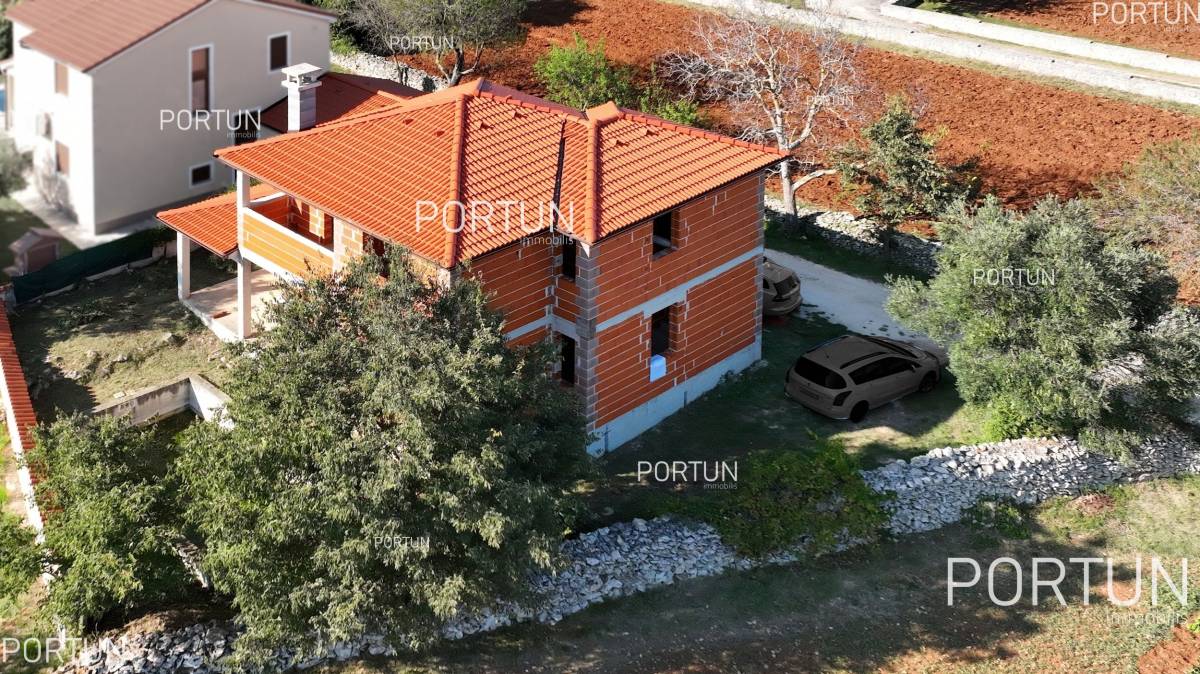 Haus zum Verkauf in Vodnjan - 20801 - 04