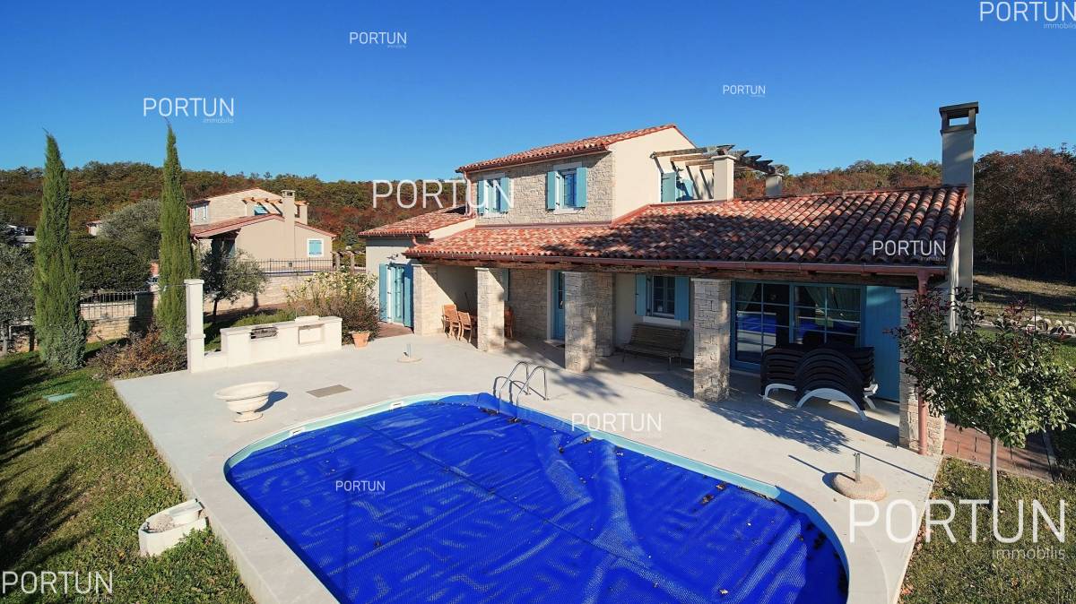 Casa in vendita a Umago - 20810 - 01