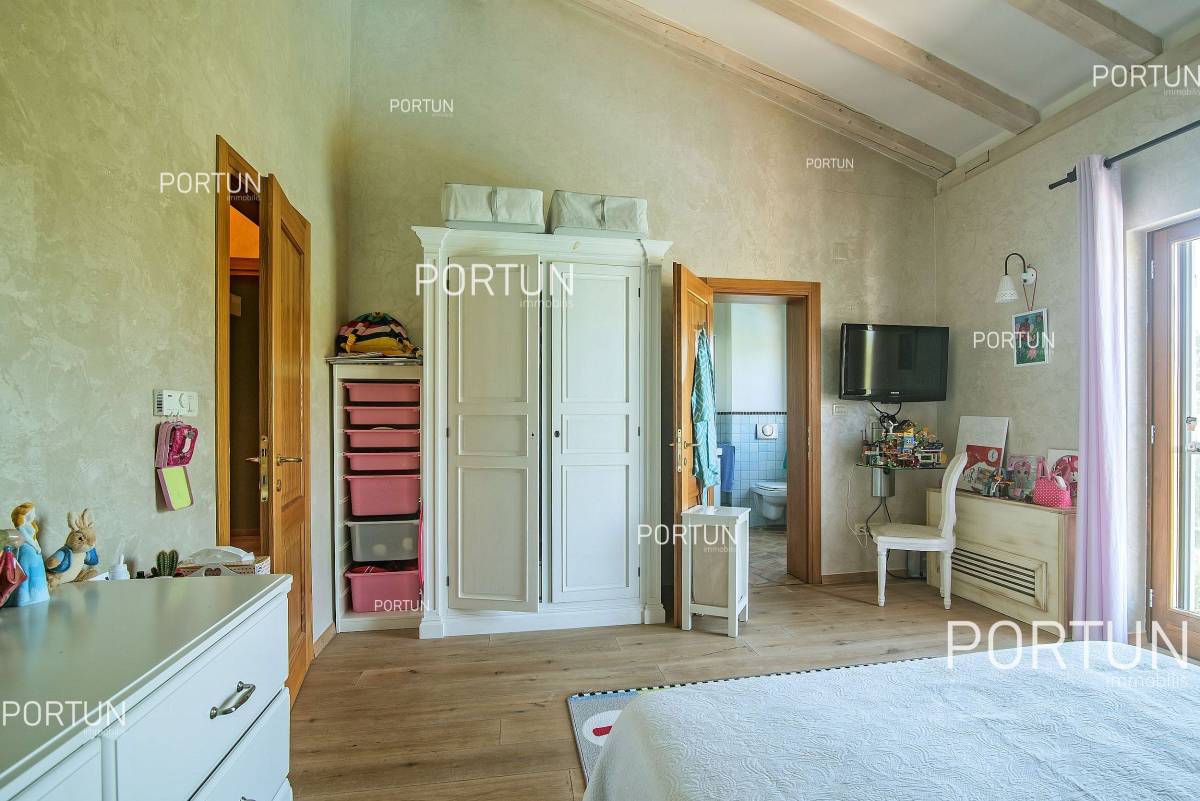 Casa in vendita a  - 20826 - 34