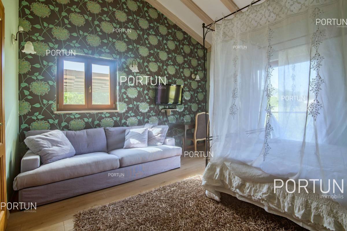 Casa in vendita a  - 20826 - 40