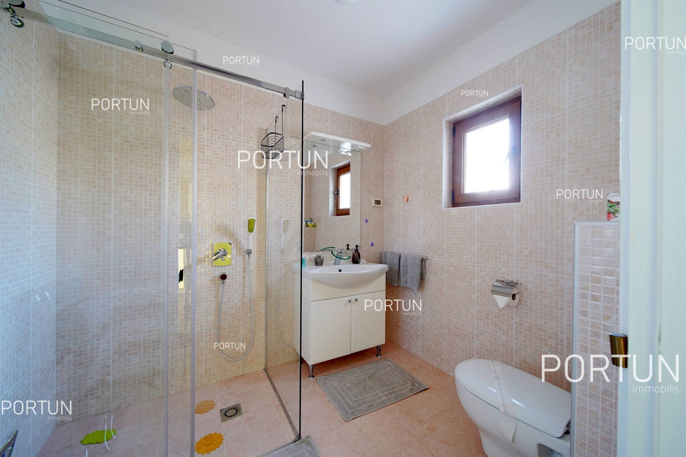Casa in vendita a Rovigno - 20772 - 10