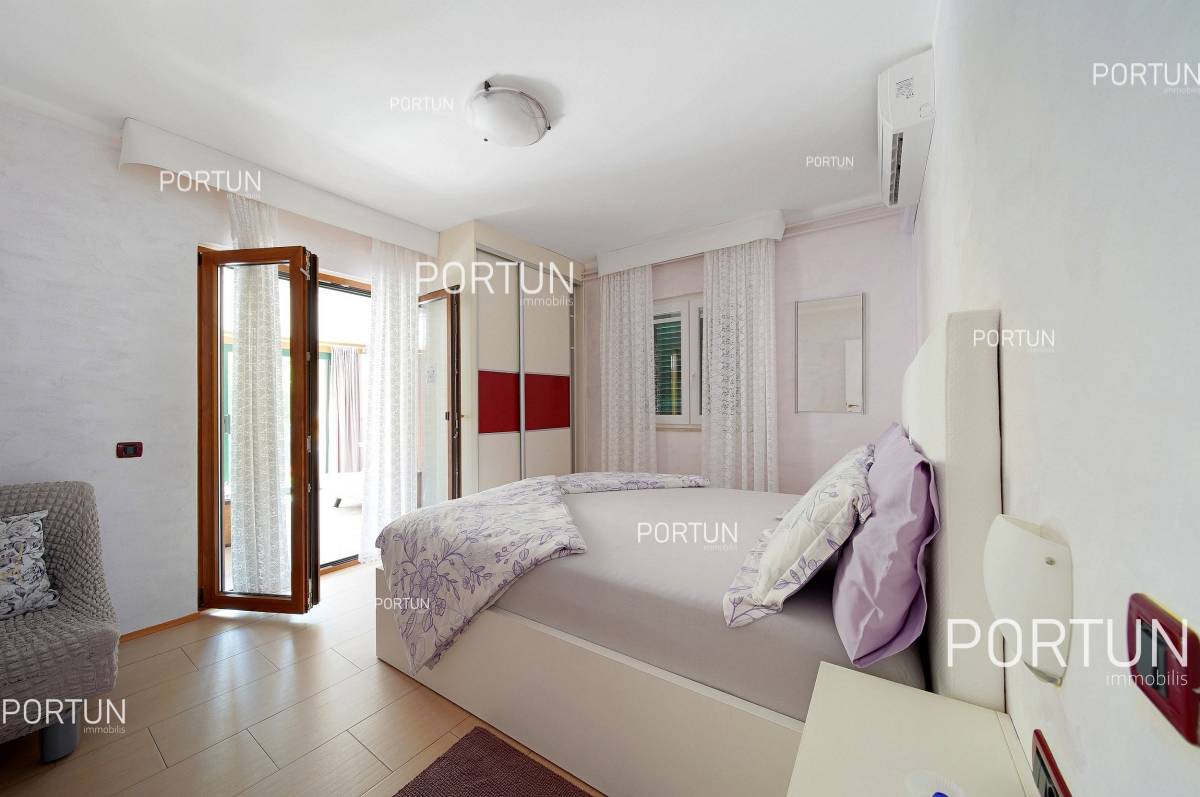 House for Sale in  - 20772 - 21