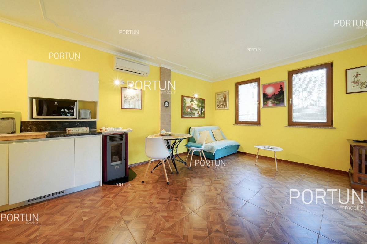 House for Sale in  - 20772 - 24