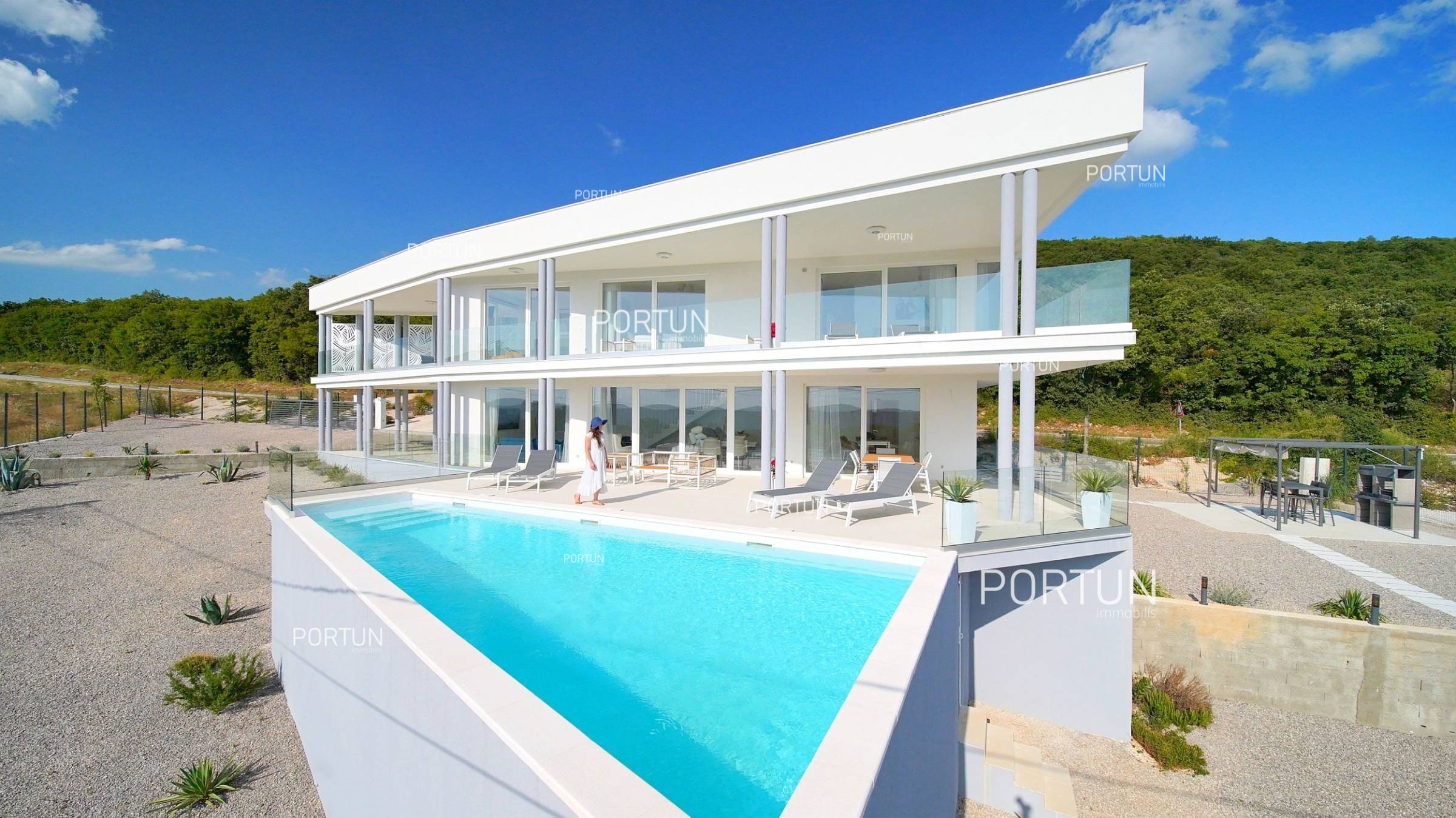 Moderne Villa mit Aussicht	 4