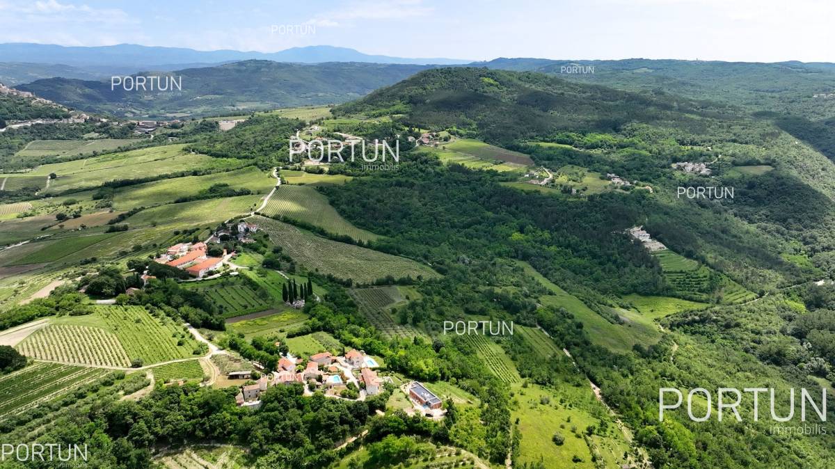Zemljište na prodaju Motovun - 40509 - 07