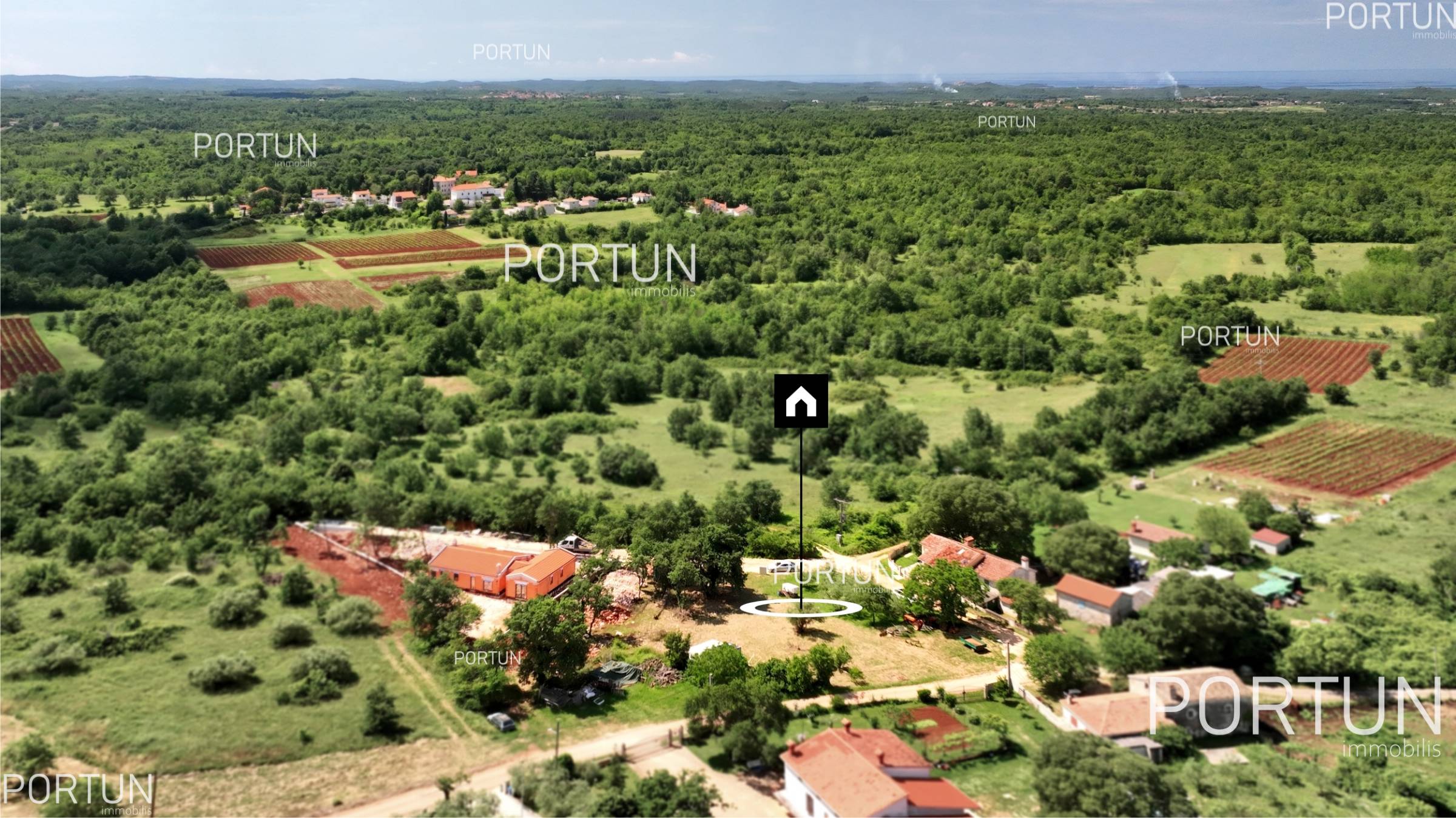 Poreč, land with a building permit	 2