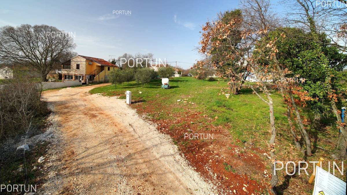 Plot of land for Sale in Višnjan - 40547 - 12