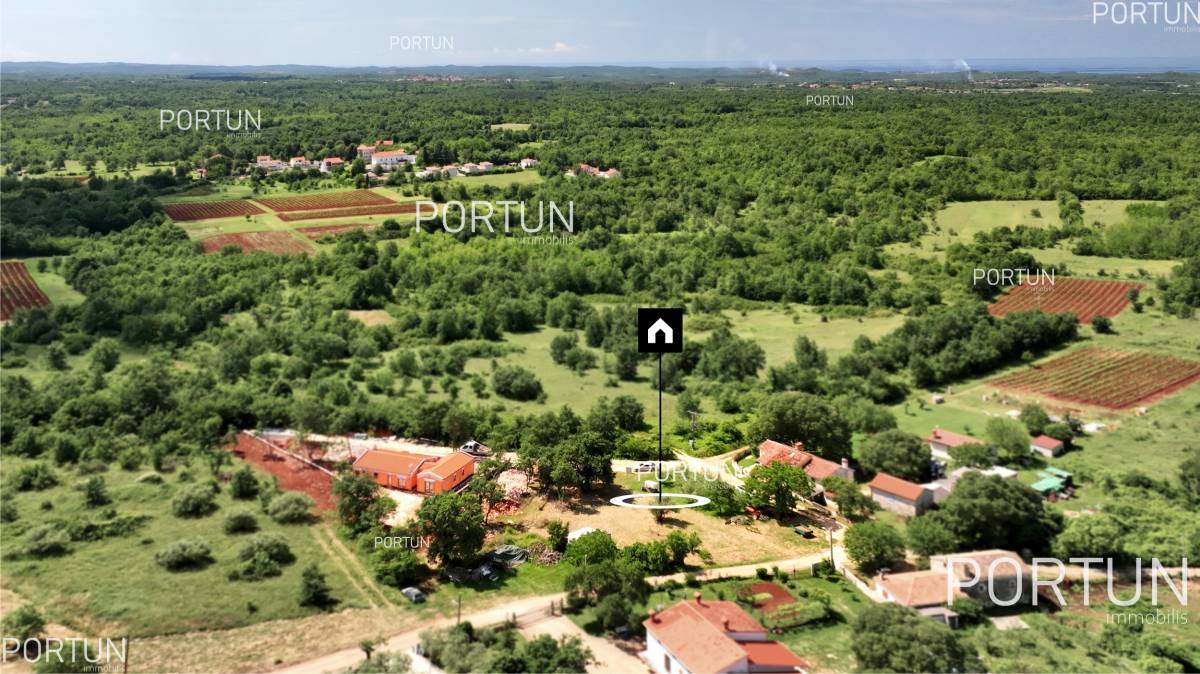 Plot of land for Sale in Višnjan - 40547 - 01