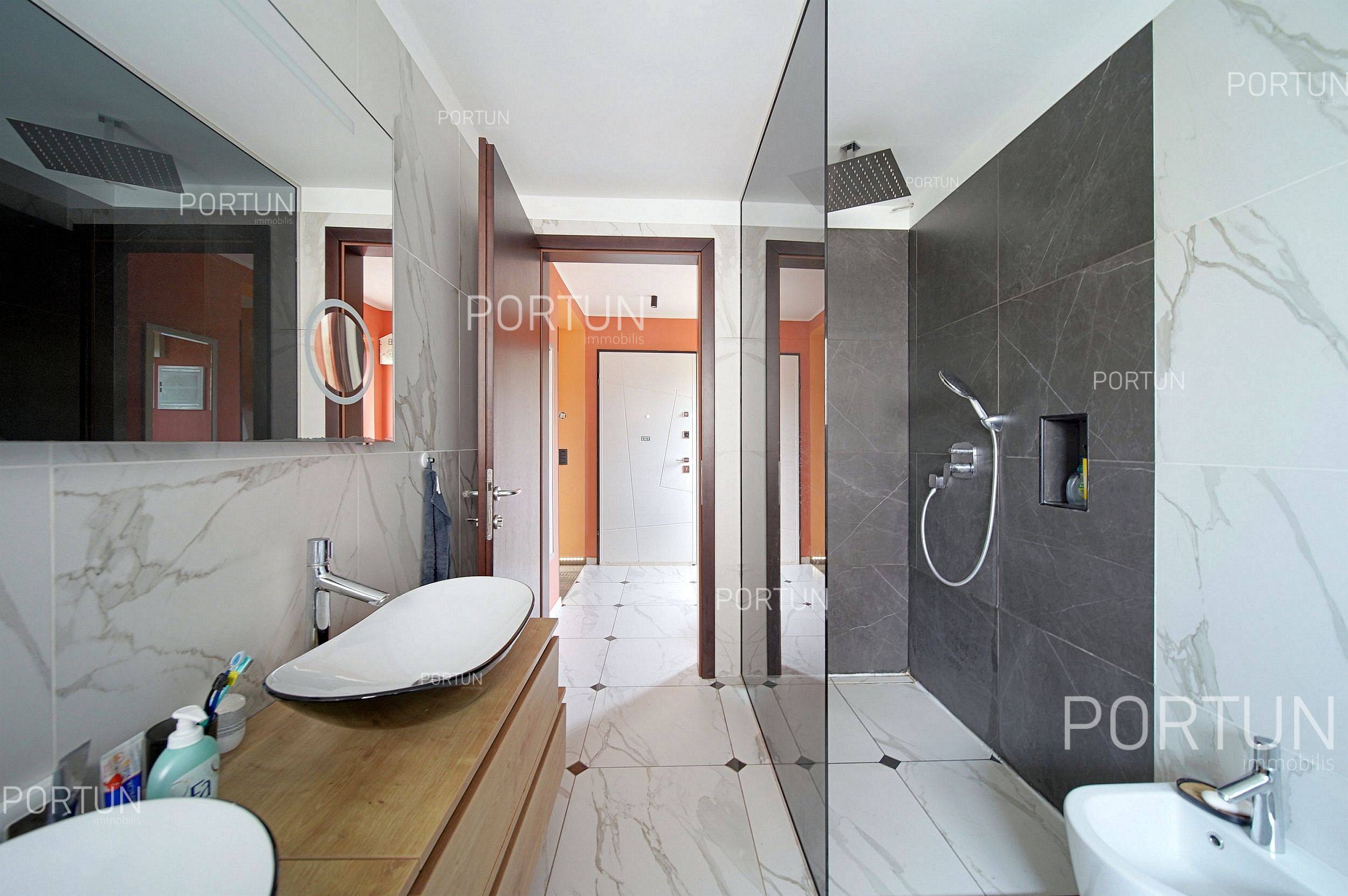 Appartamento in vendita a Rovigno - 10549 - 03