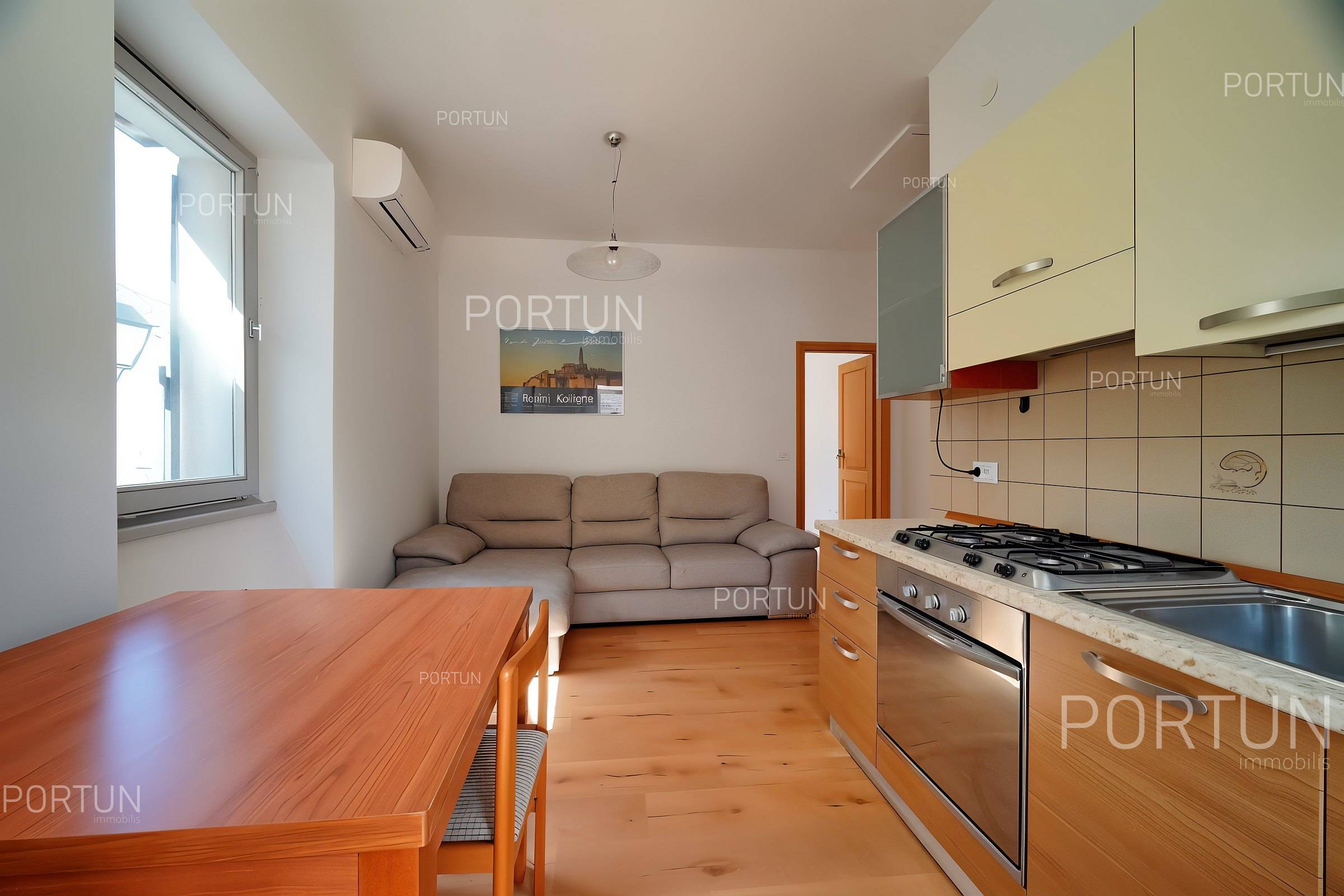 Квартира на продаж у Ровінь - 10586 - 03