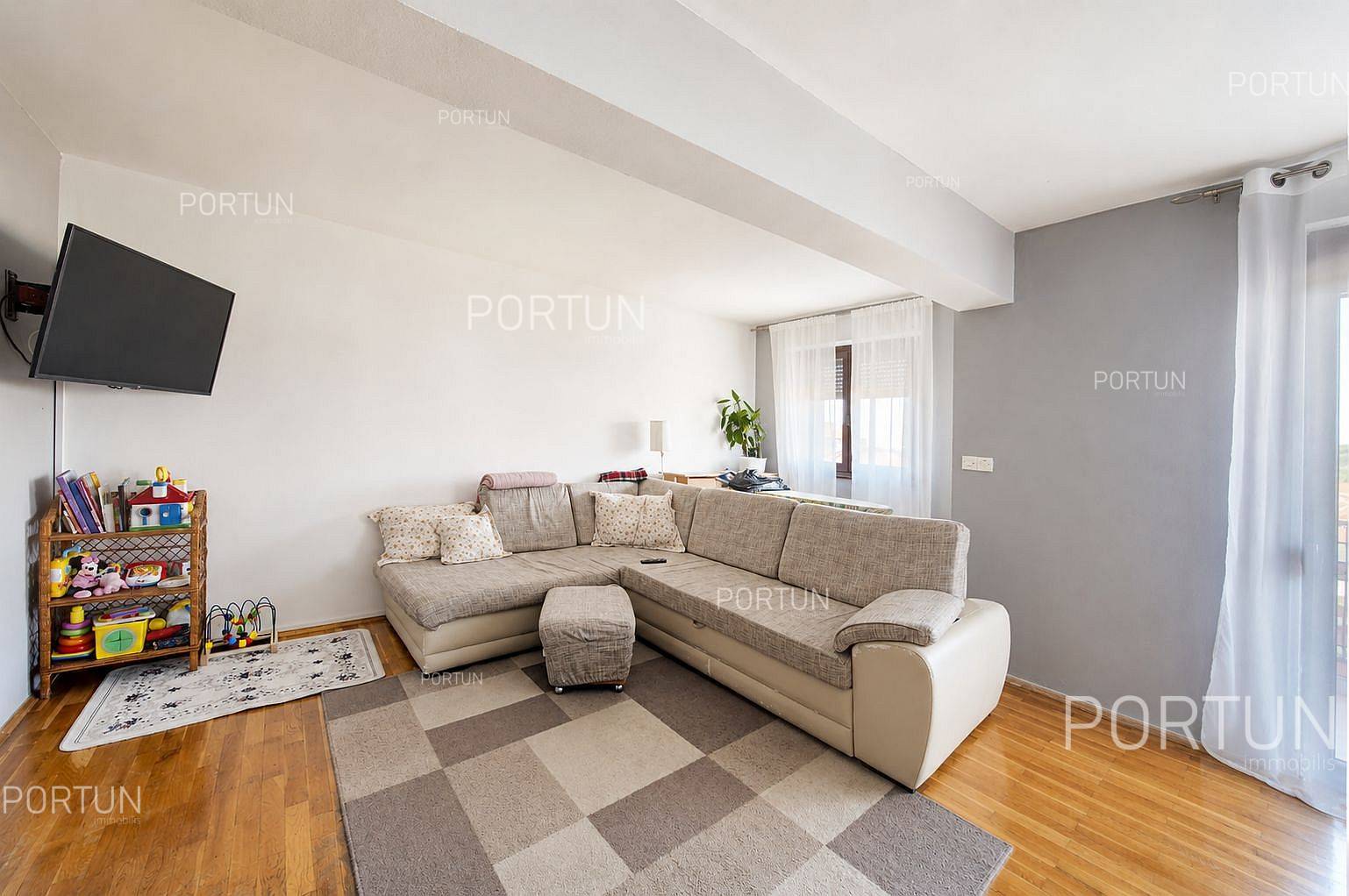 Apartment for Sale in Rovinj - 10596 - 02