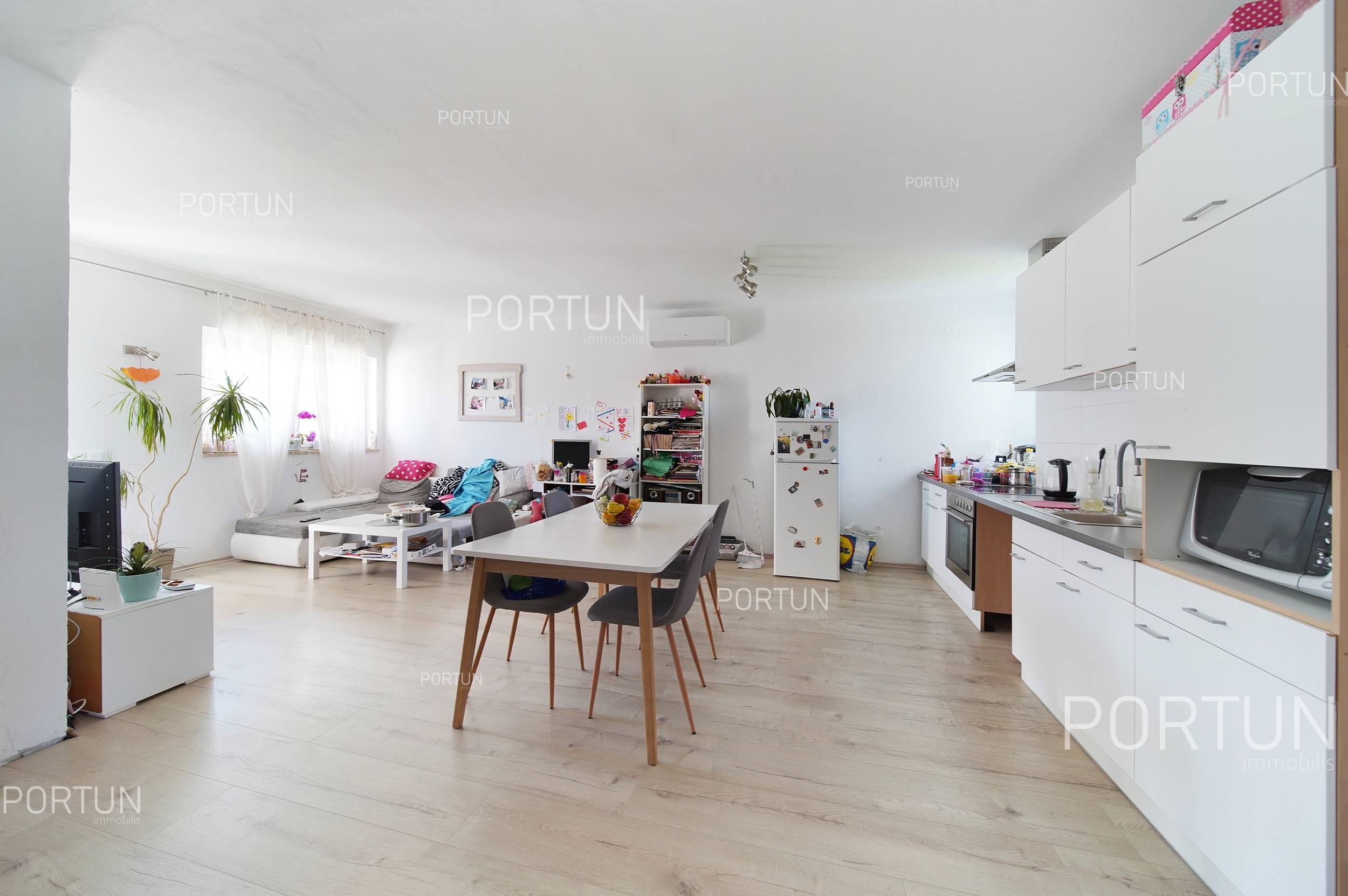 Квартира на продажу в Ровинь - 10643 - 06