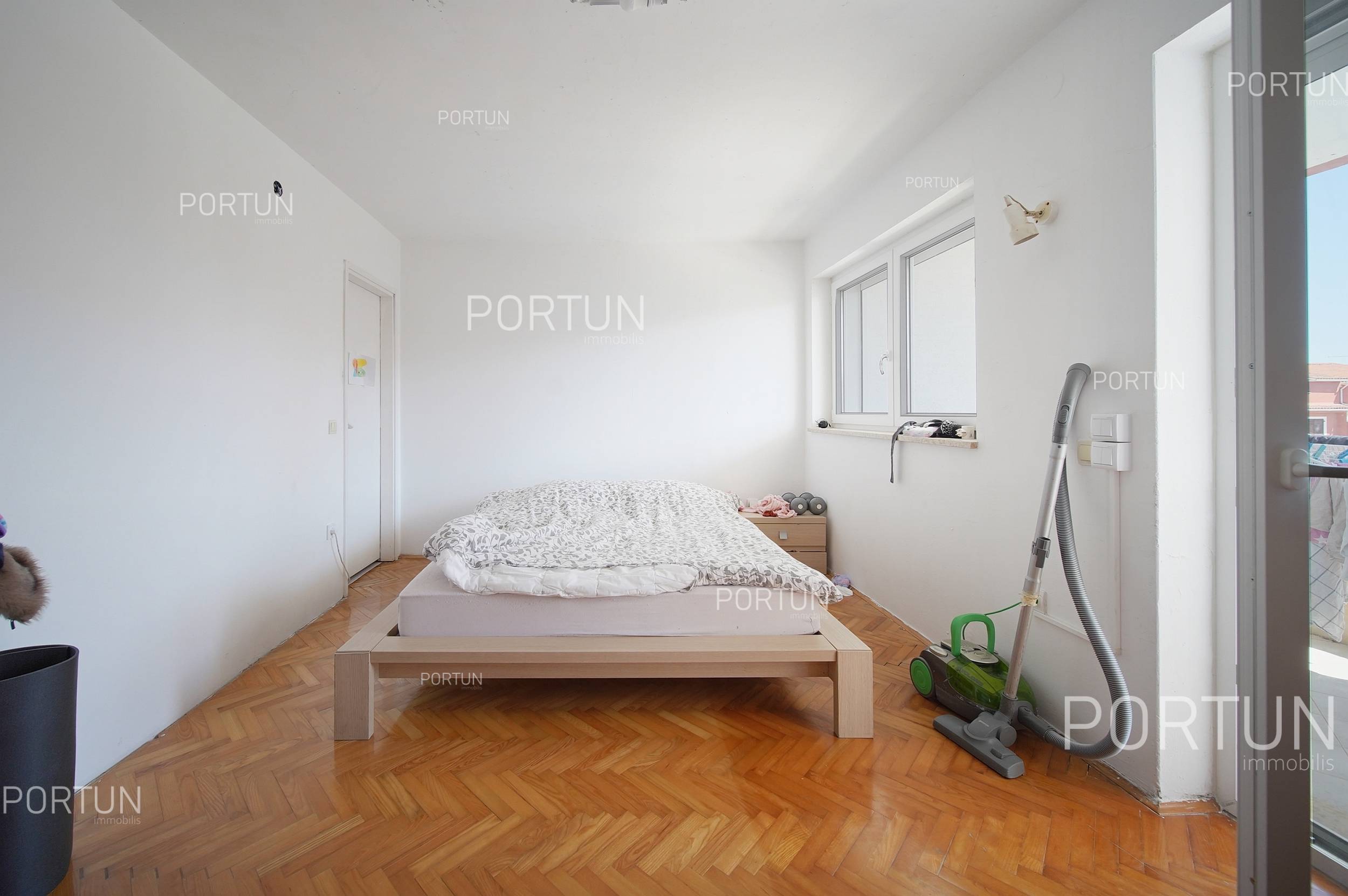 Квартира на продажу в Ровинь - 10643 - 07