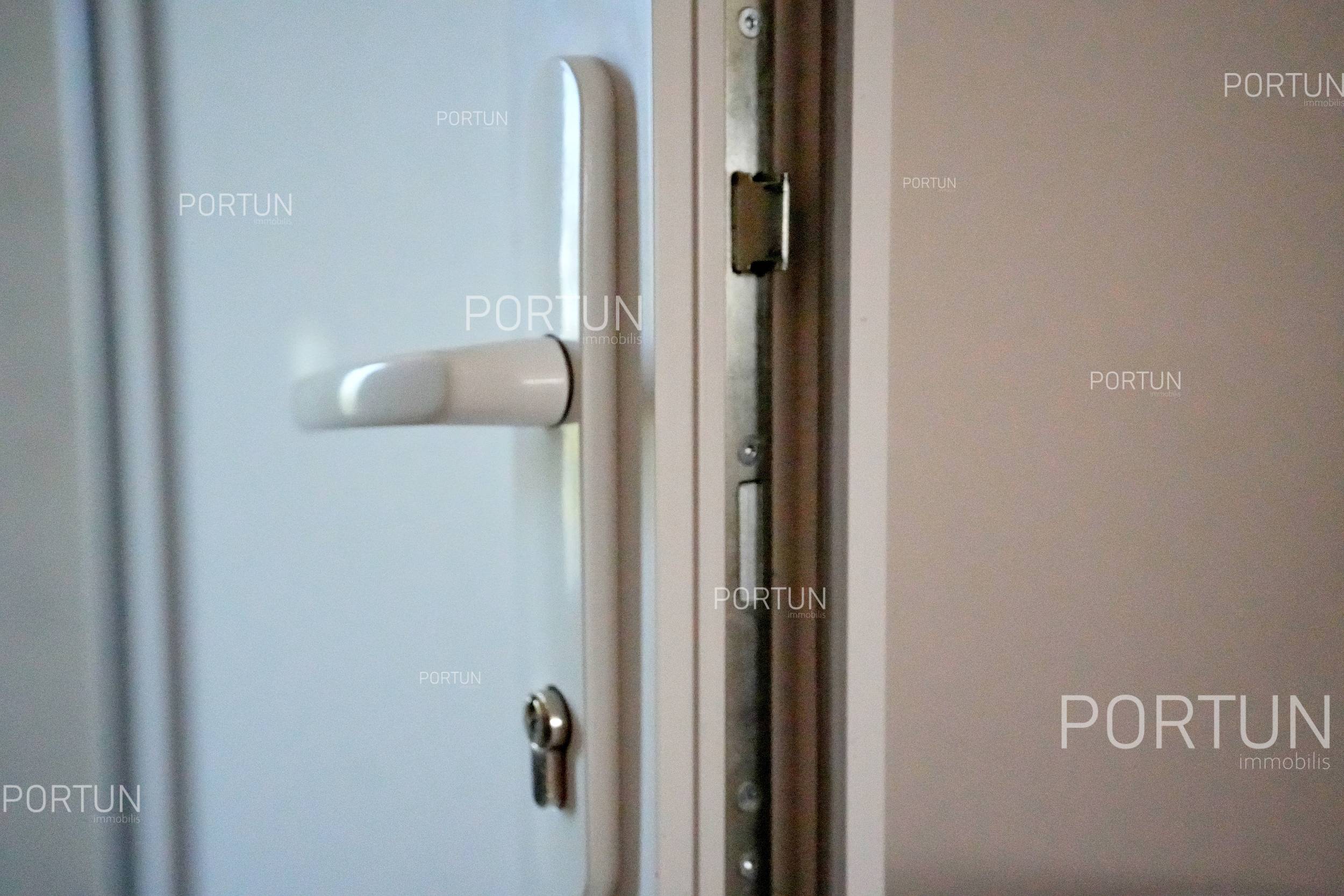 Квартира на продажу в Ровинь - 10643 - 10