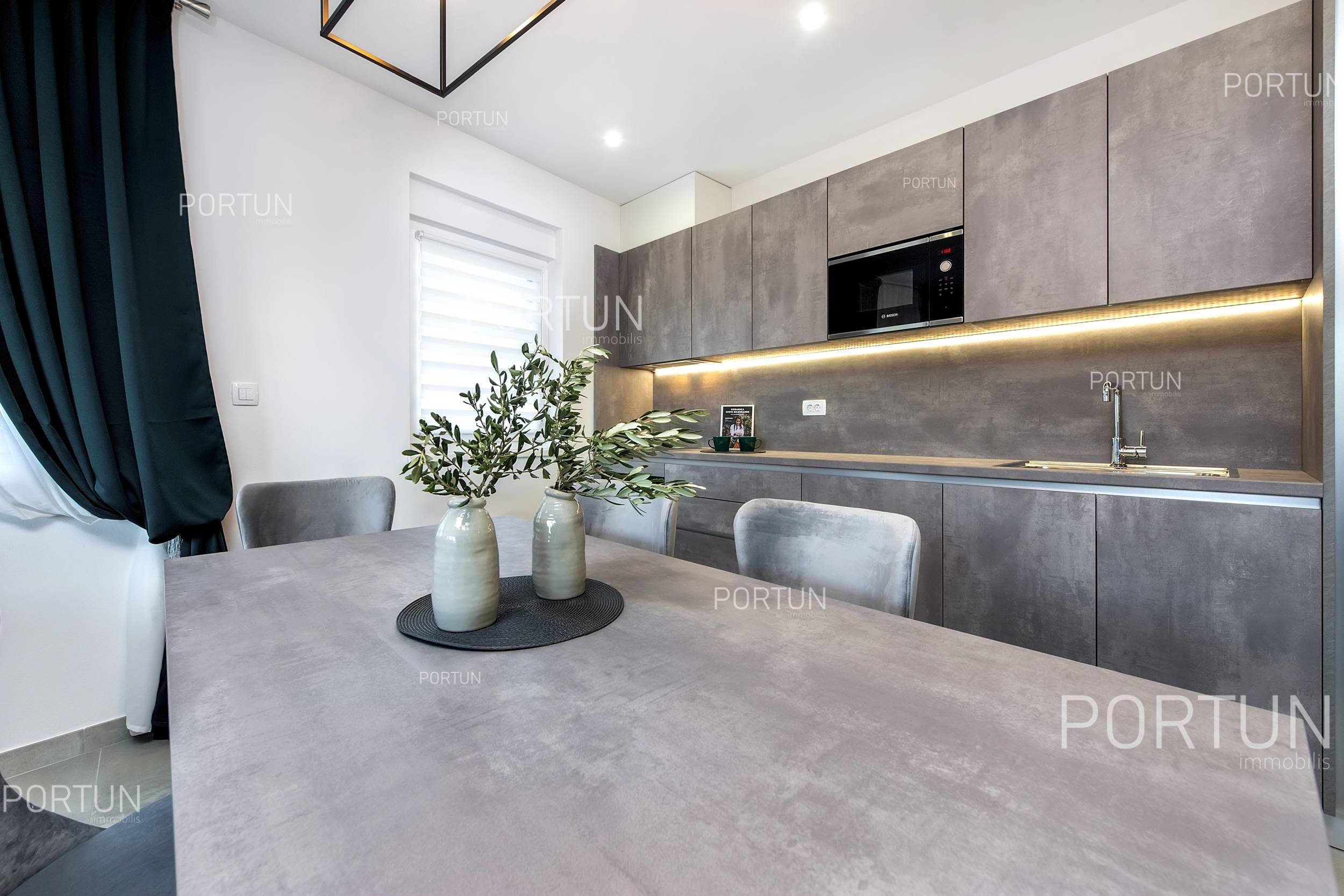 Квартира на продаж у Ровінь - 10687 - 10