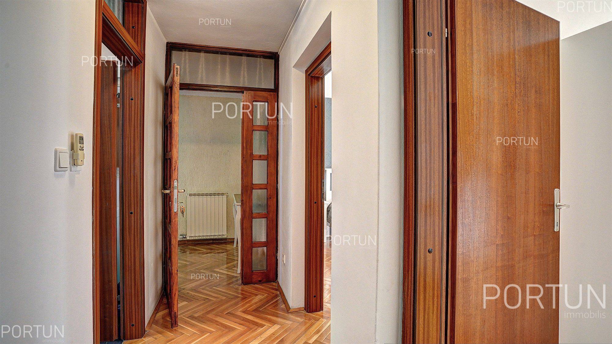 Будинок на продаж у Ровінь - 20589 - 09