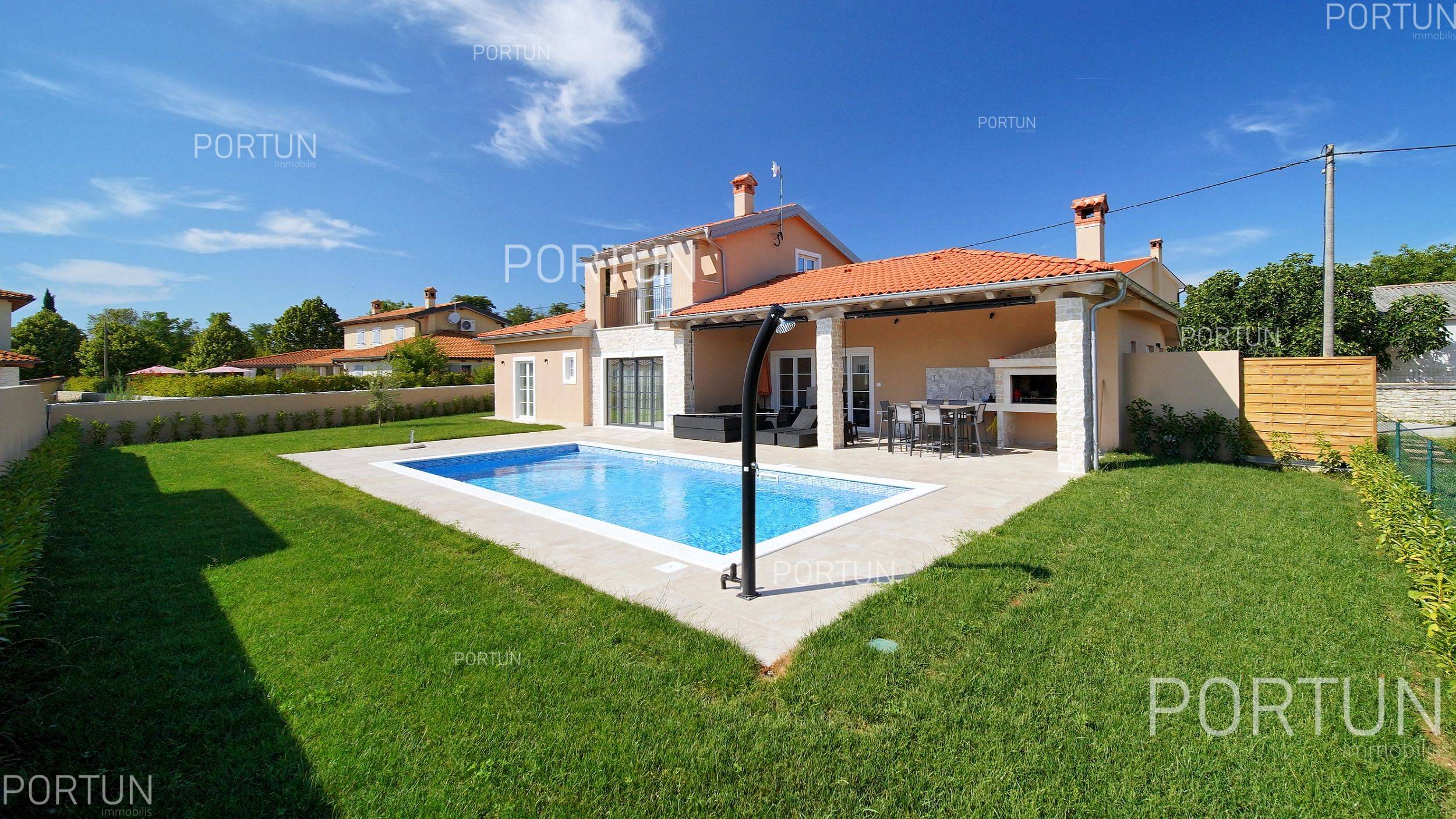 Haus zum Verkauf in  Rovinj - 20676 - 04