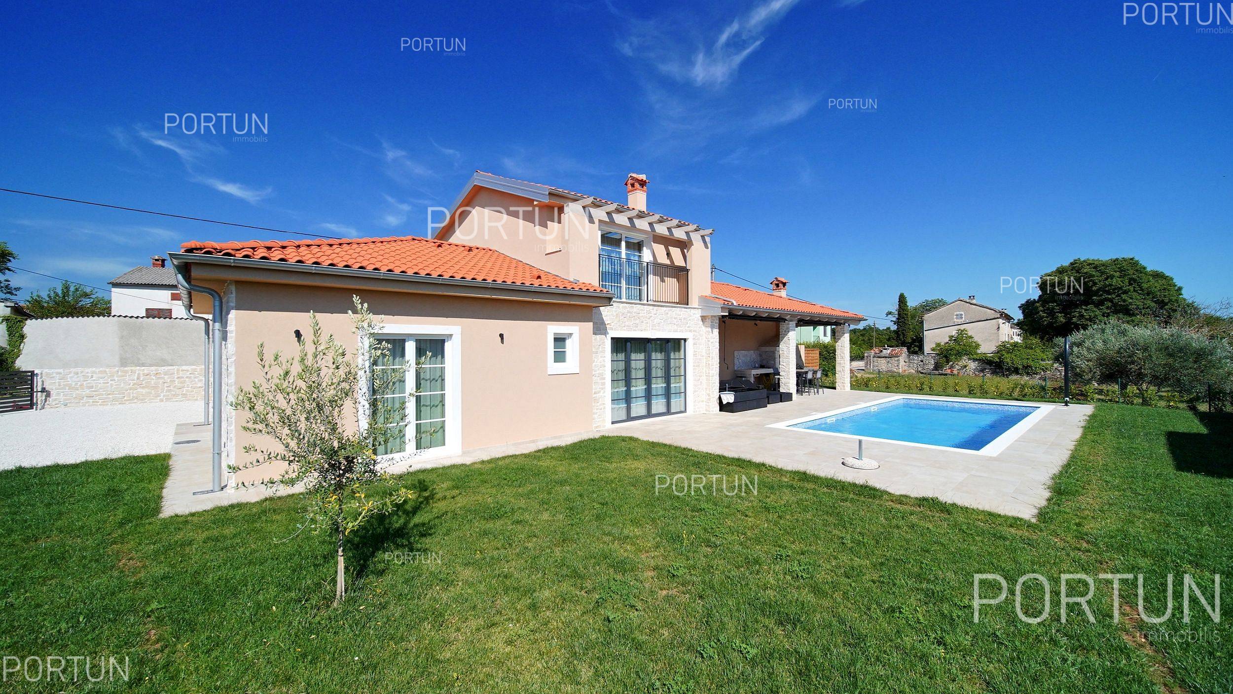 Haus zum Verkauf in  Rovinj - 20676 - 06