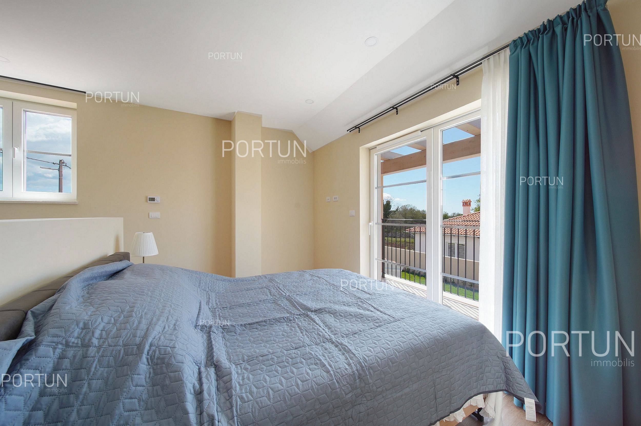 Haus zum Verkauf in  Rovinj - 20676 - 04