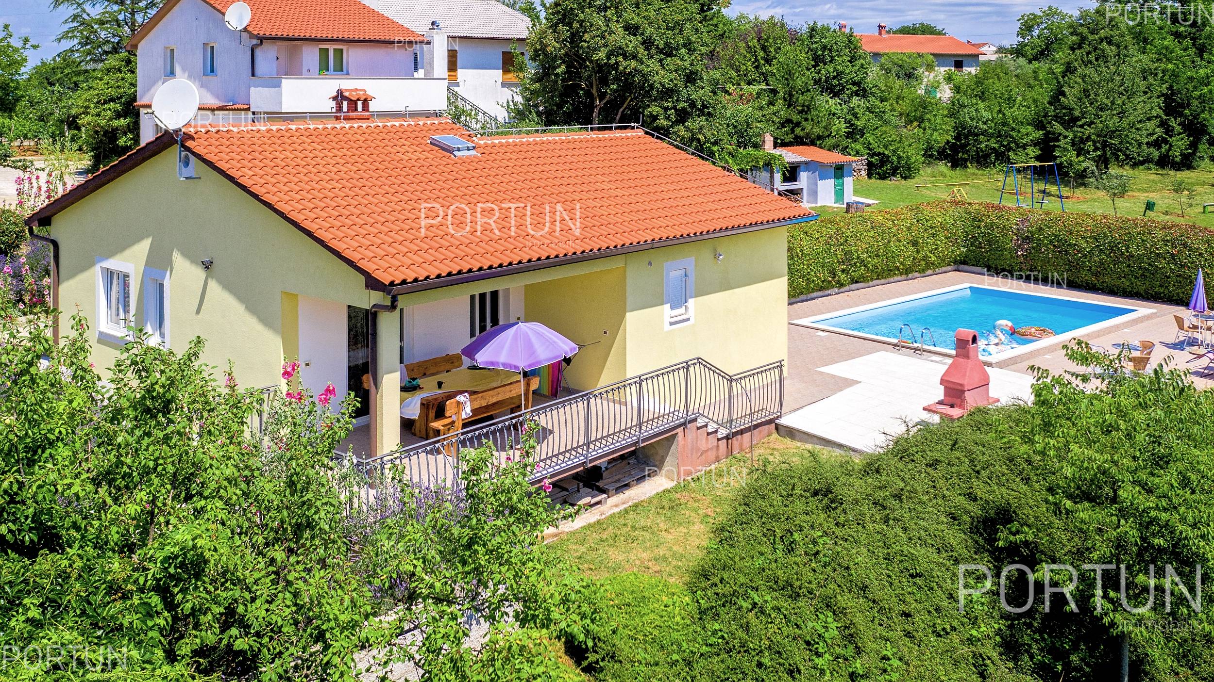House for Sale in Žminj - 20690 - 03