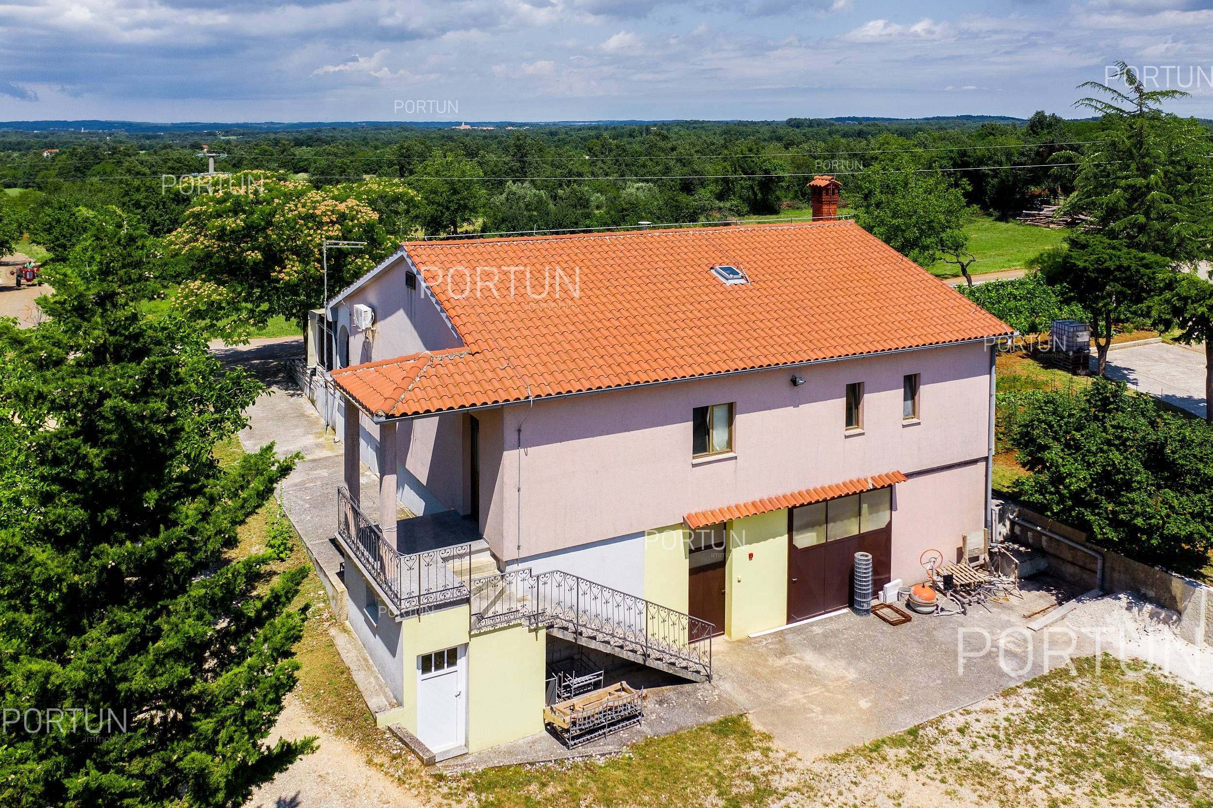 House for Sale in Žminj - 20690 - 04