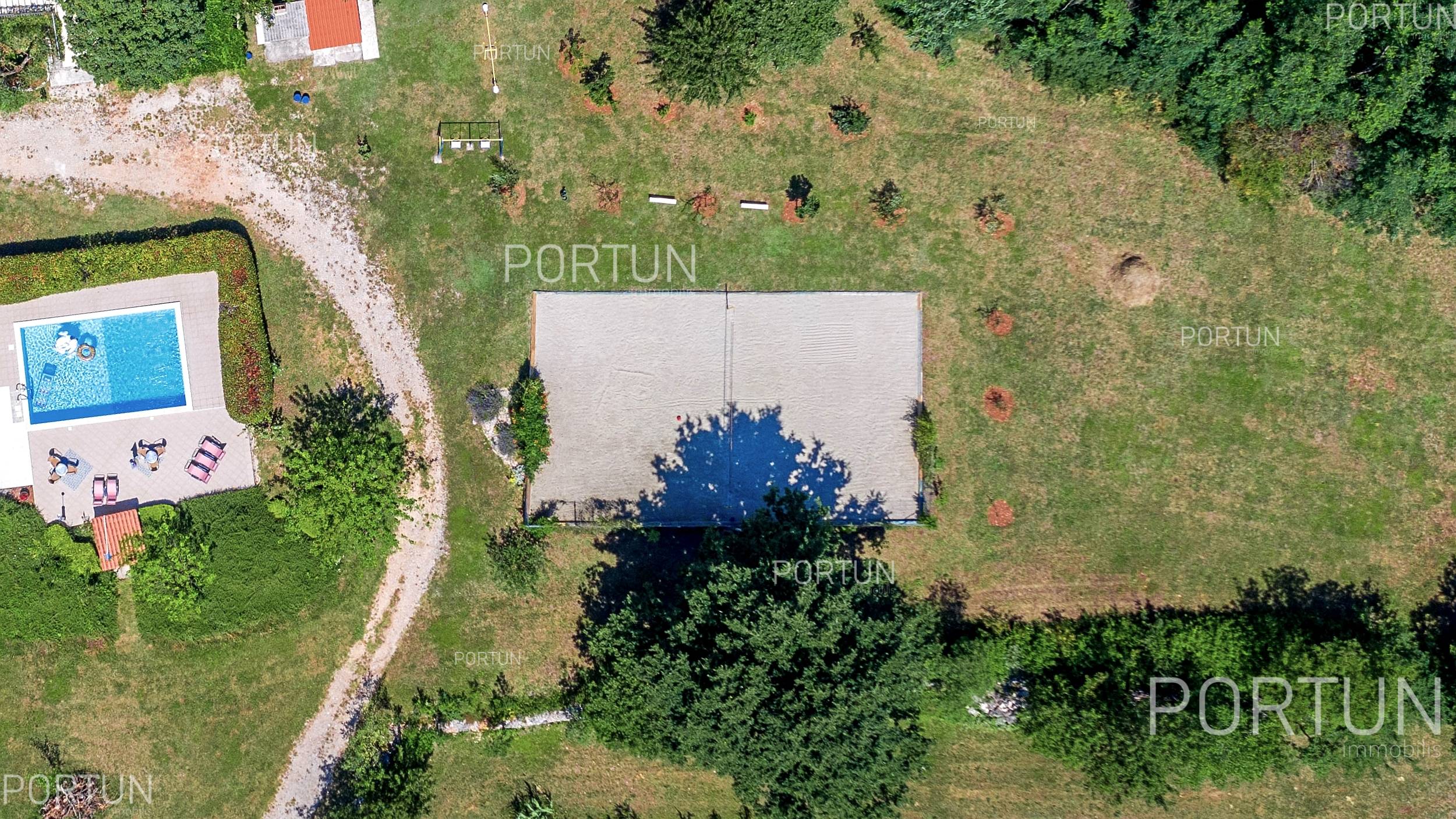 House for Sale in Žminj - 20690 - 08