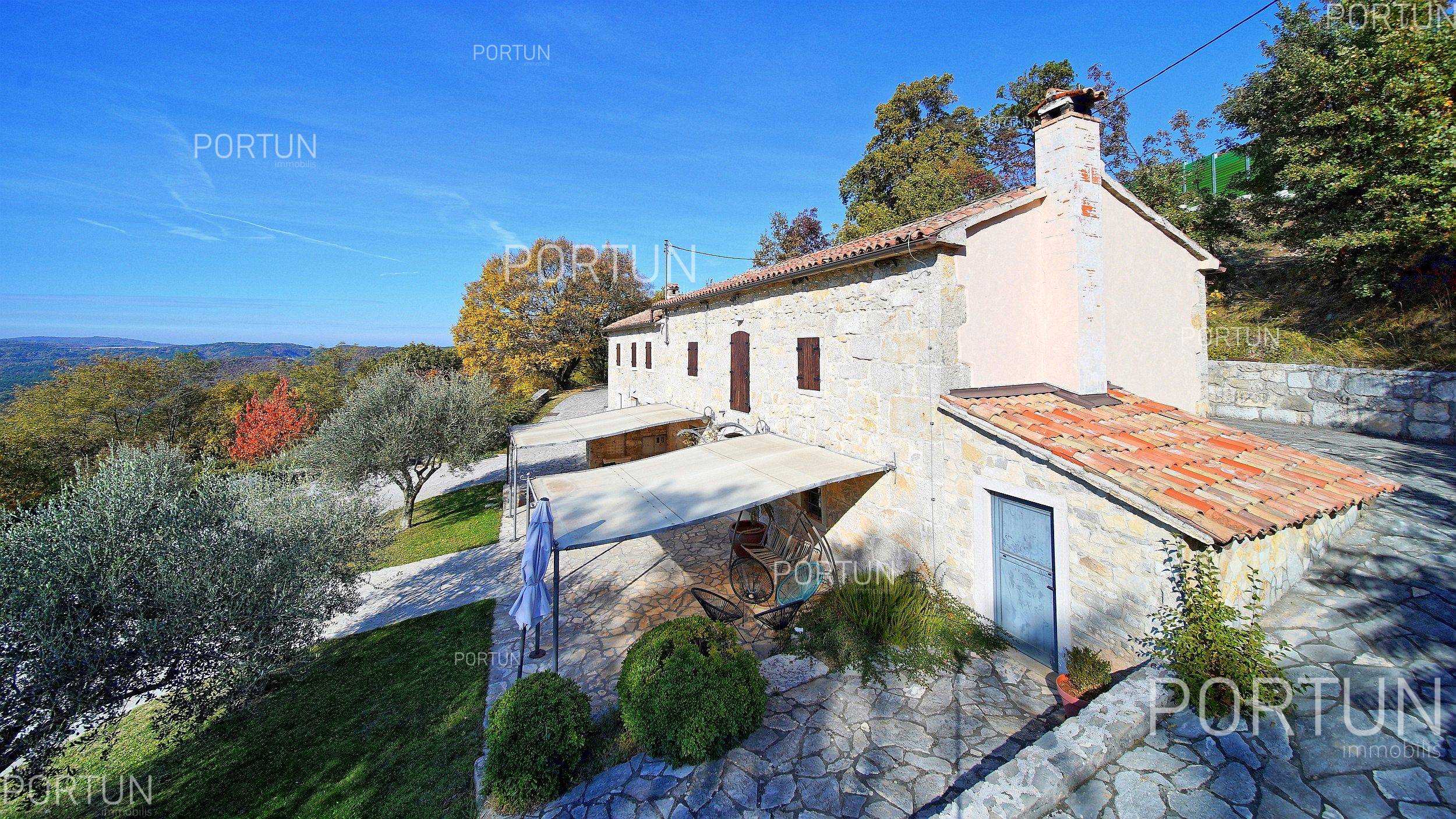 Casa in vendita a Pinguente - 20699 - 02
