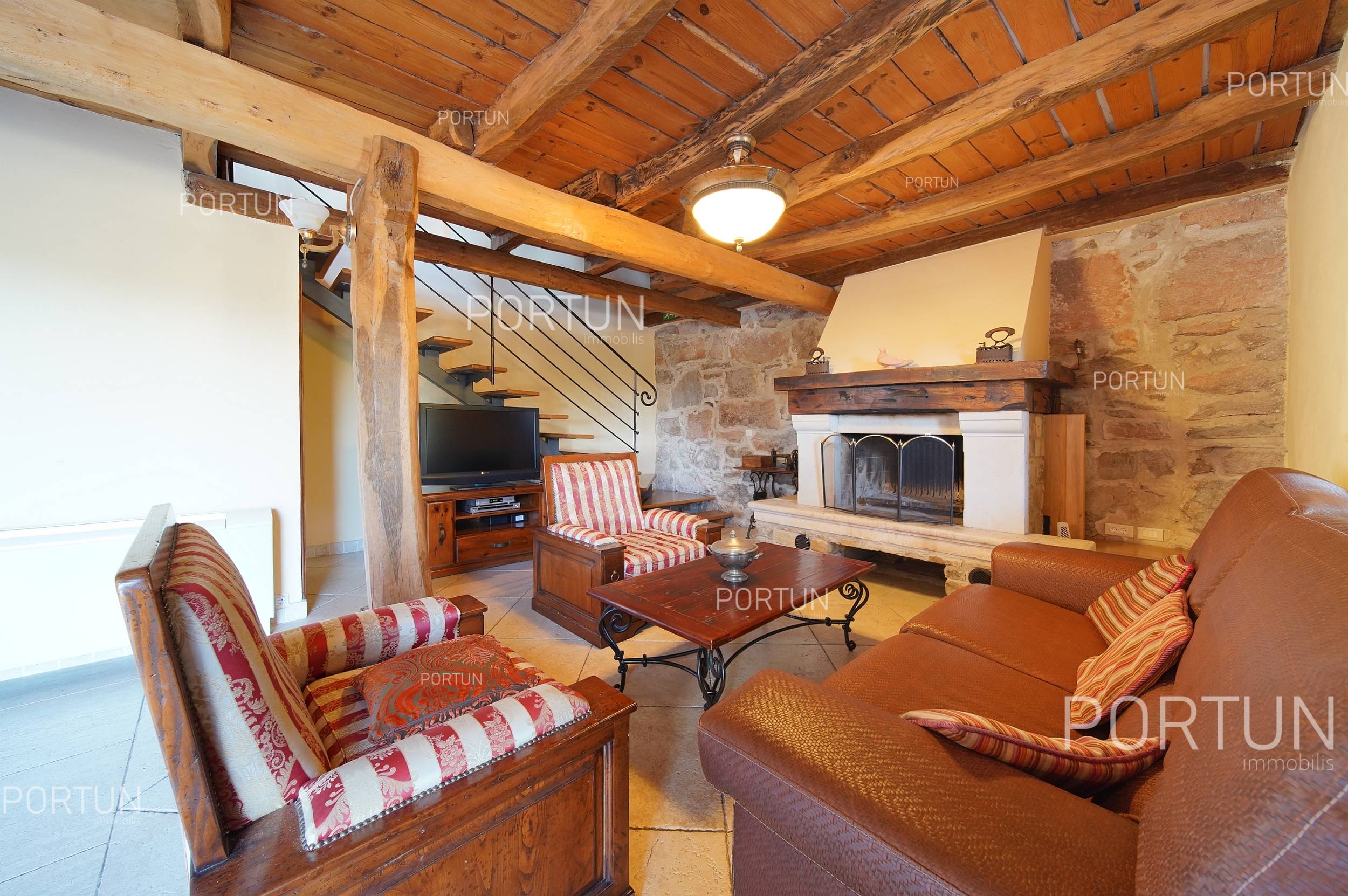 Casa in vendita a Pinguente - 20699 - 10