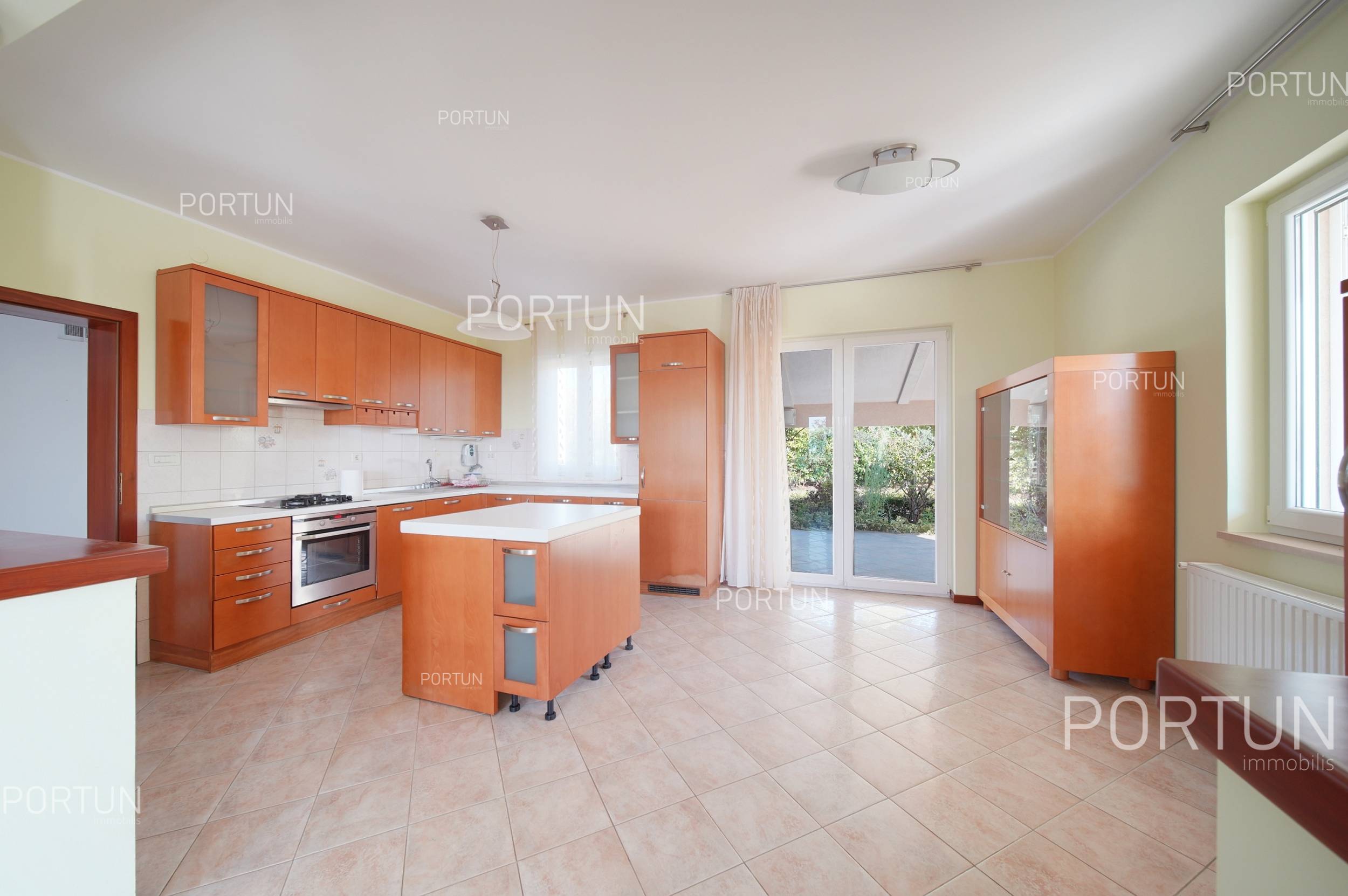 Casa in vendita a Rovigno - 20708 - 03