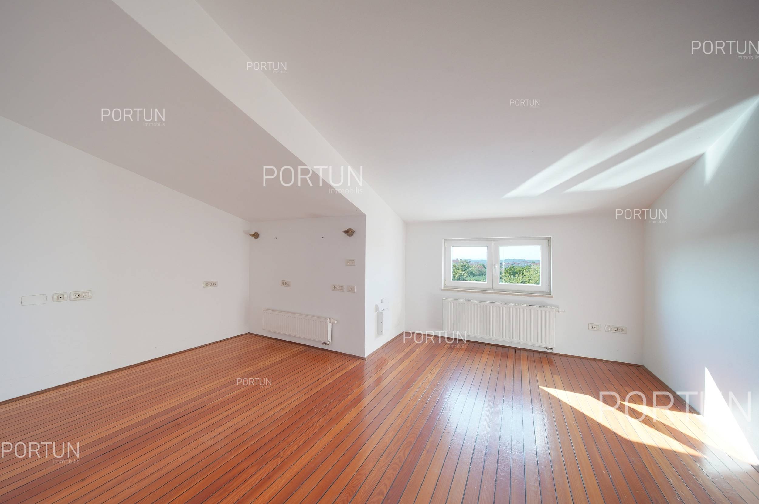 Casa in vendita a Rovigno - 20708 - 09