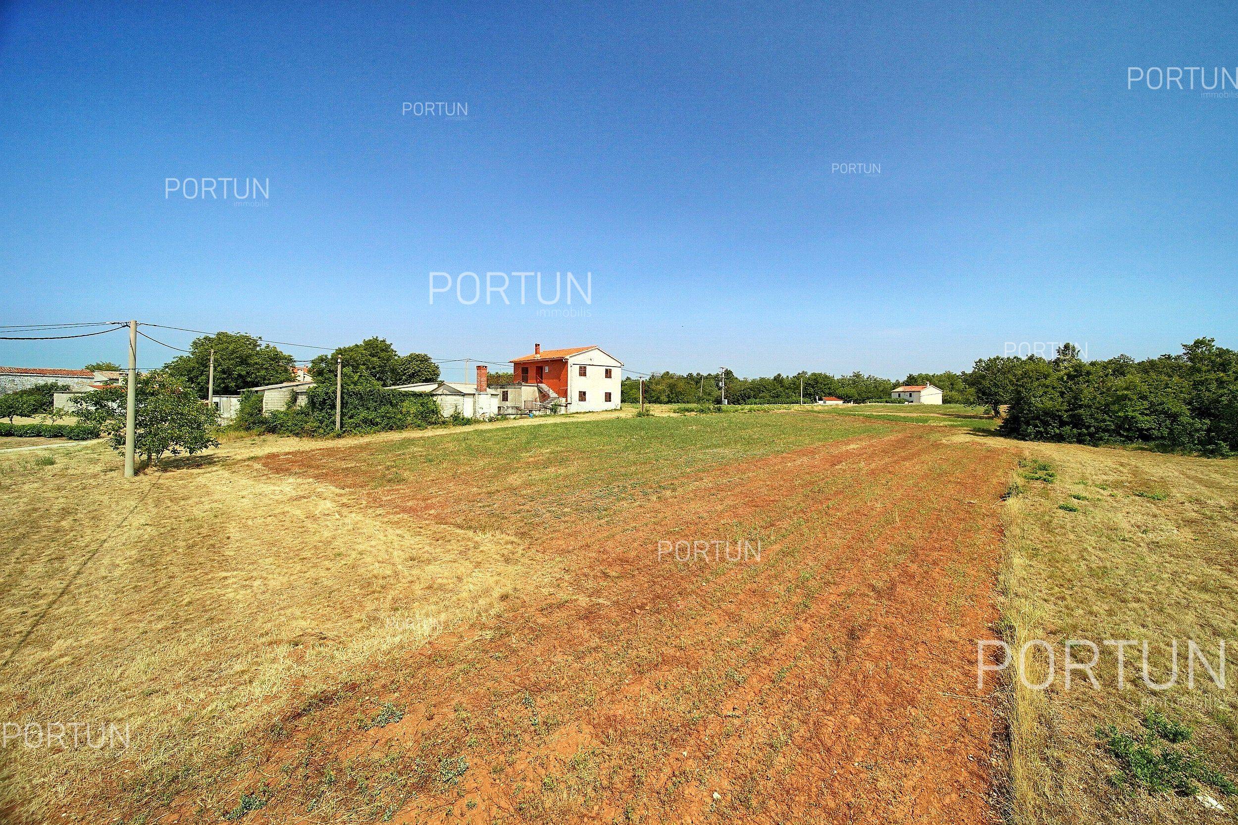 Grundstück zum Verkauf in Žminj - 40478 - 06
