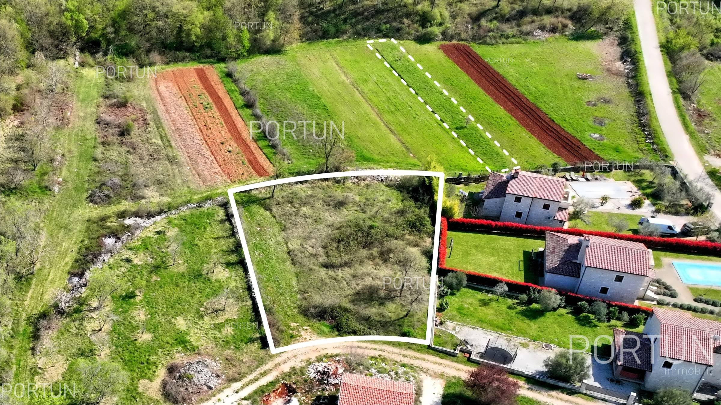 Zemljišče naprodaj v Kanfanar - 40486 - 02