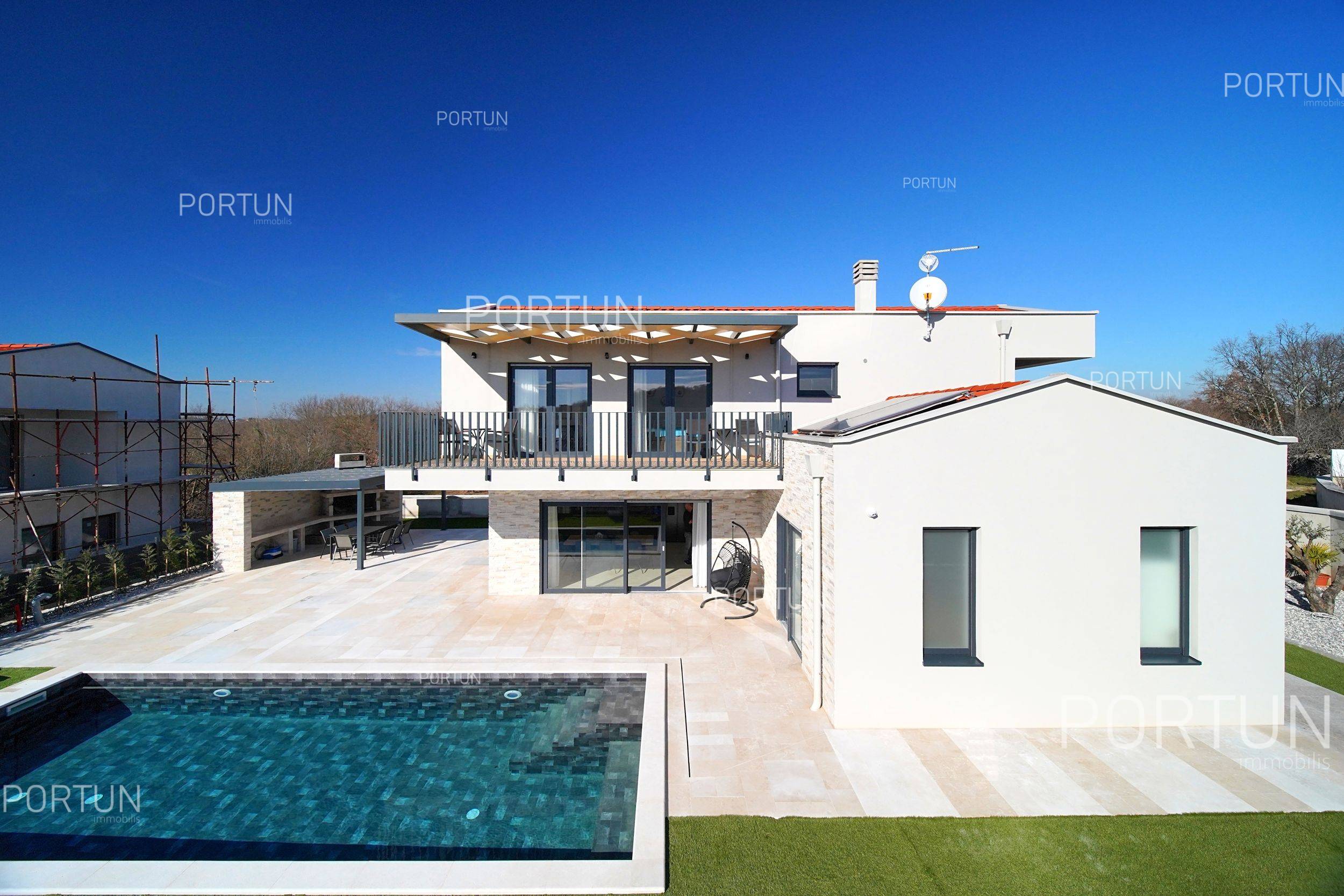 Haus zum Verkauf in  Sveti Lovreč - 20828 - 03