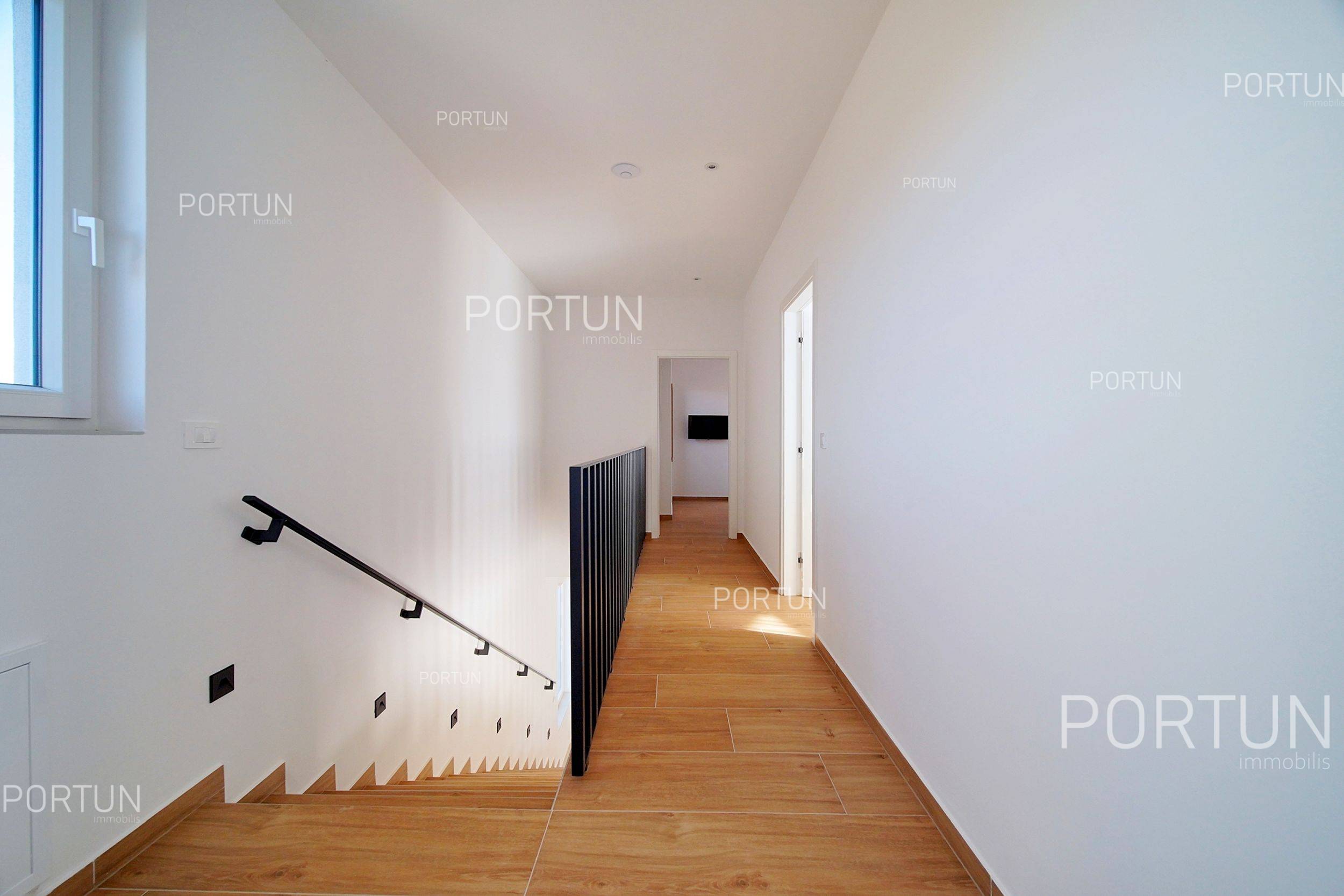 Haus zum Verkauf in  Sveti Lovreč - 20828 - 06