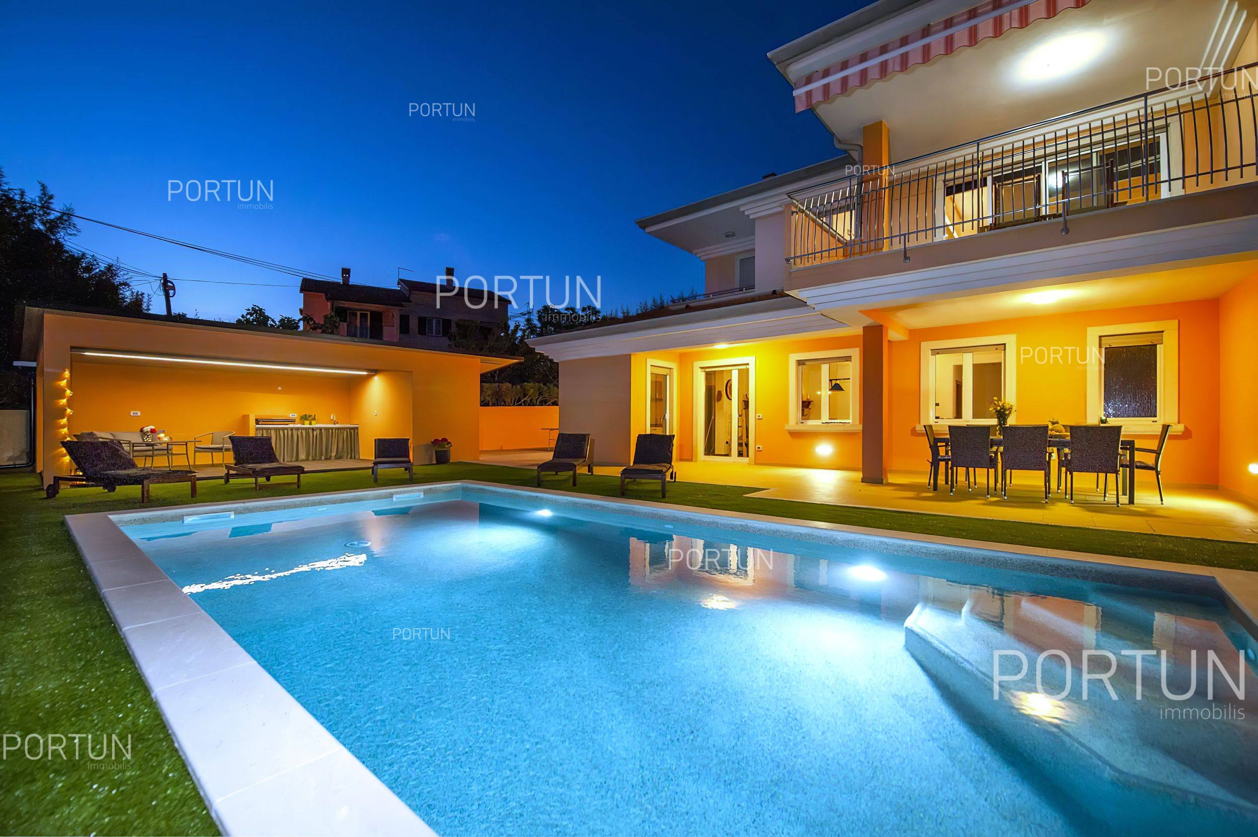 House for Sale in Rovinj - 20838 - 03