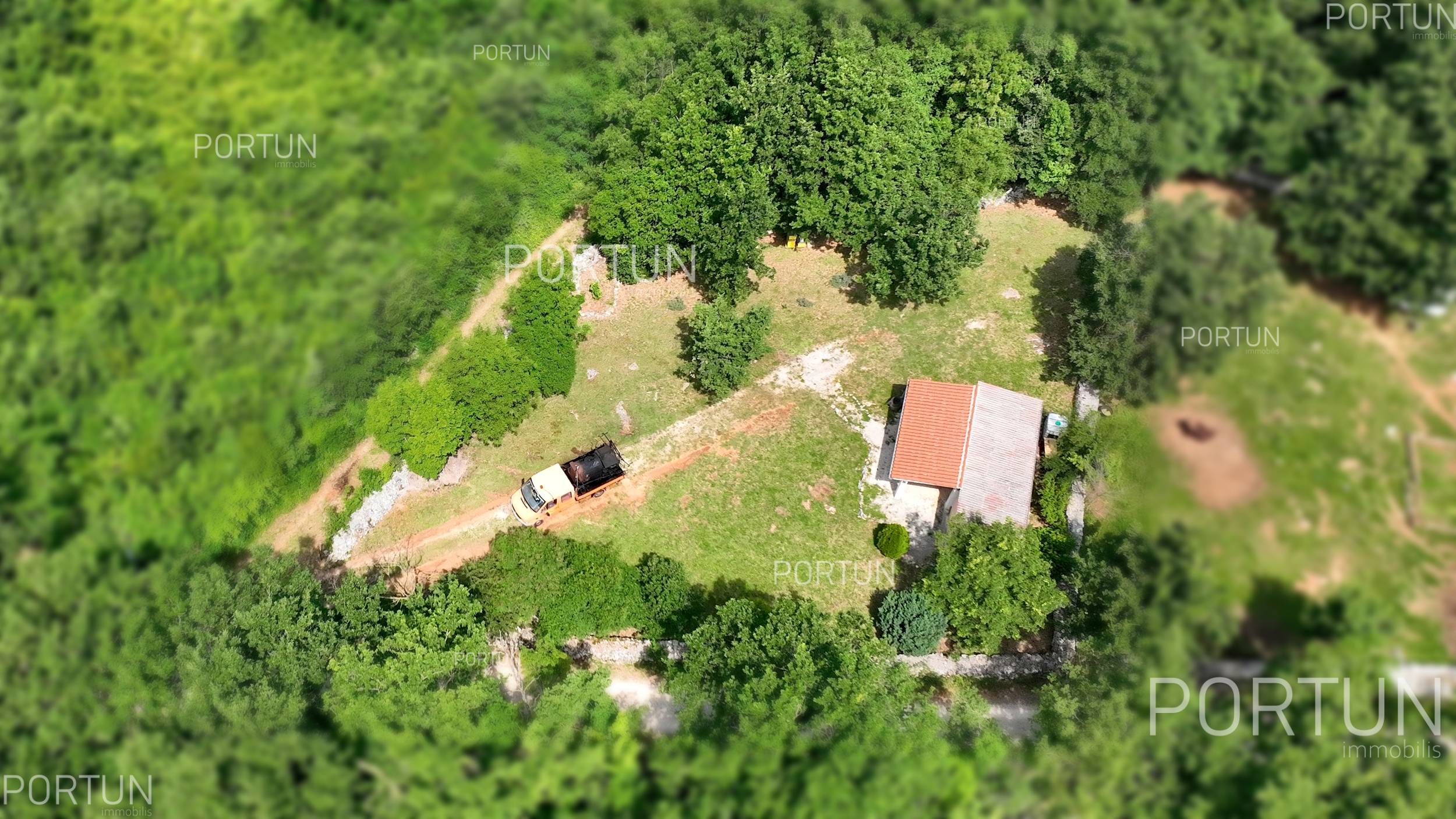 Plot of land for Sale in Žminj - 40541 - 03