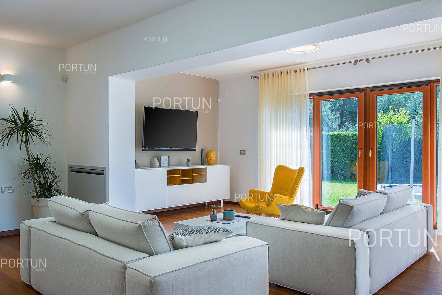 House for Sale in Fažana - 20852 - 01