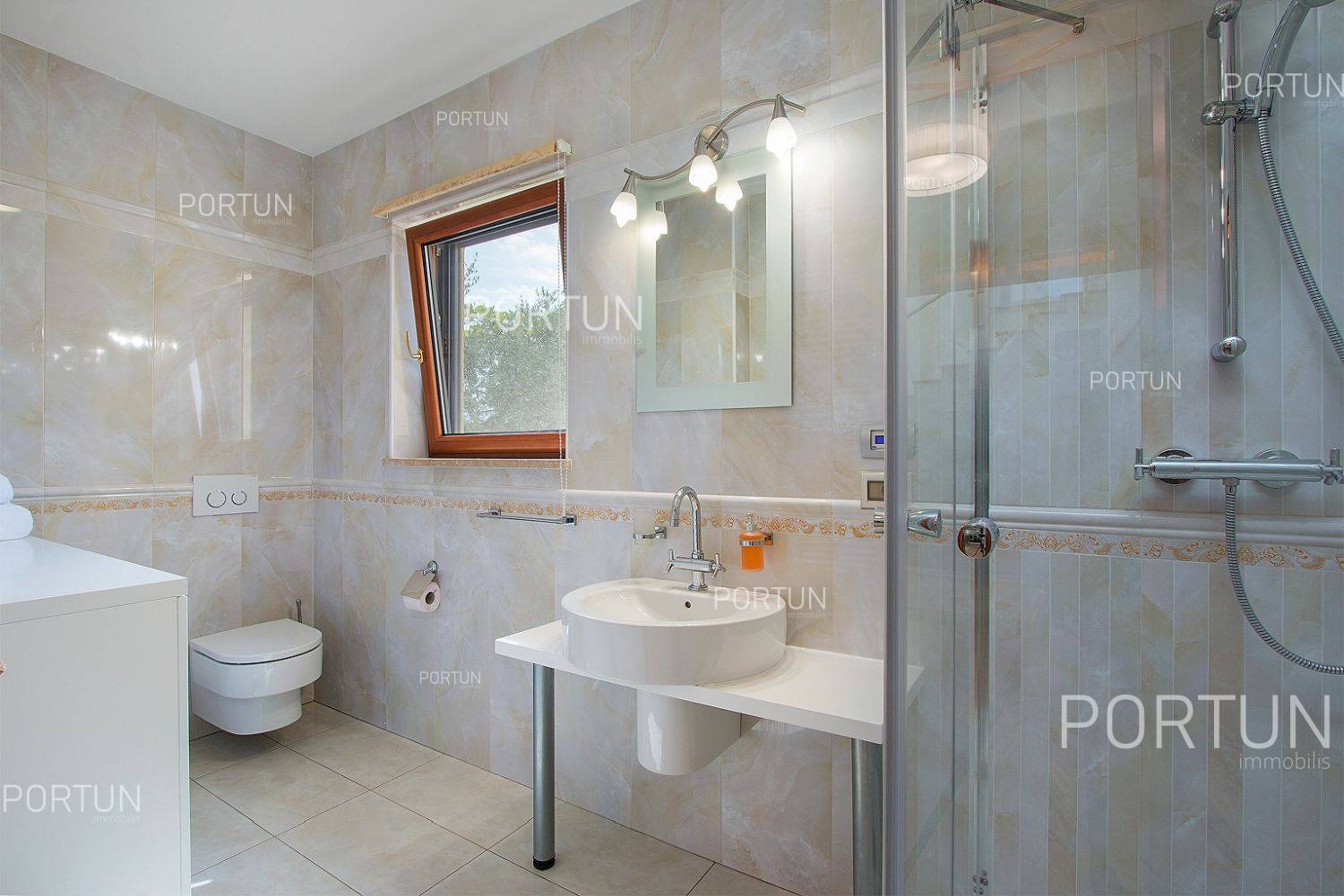 House for Sale in Fažana - 20852 - 02