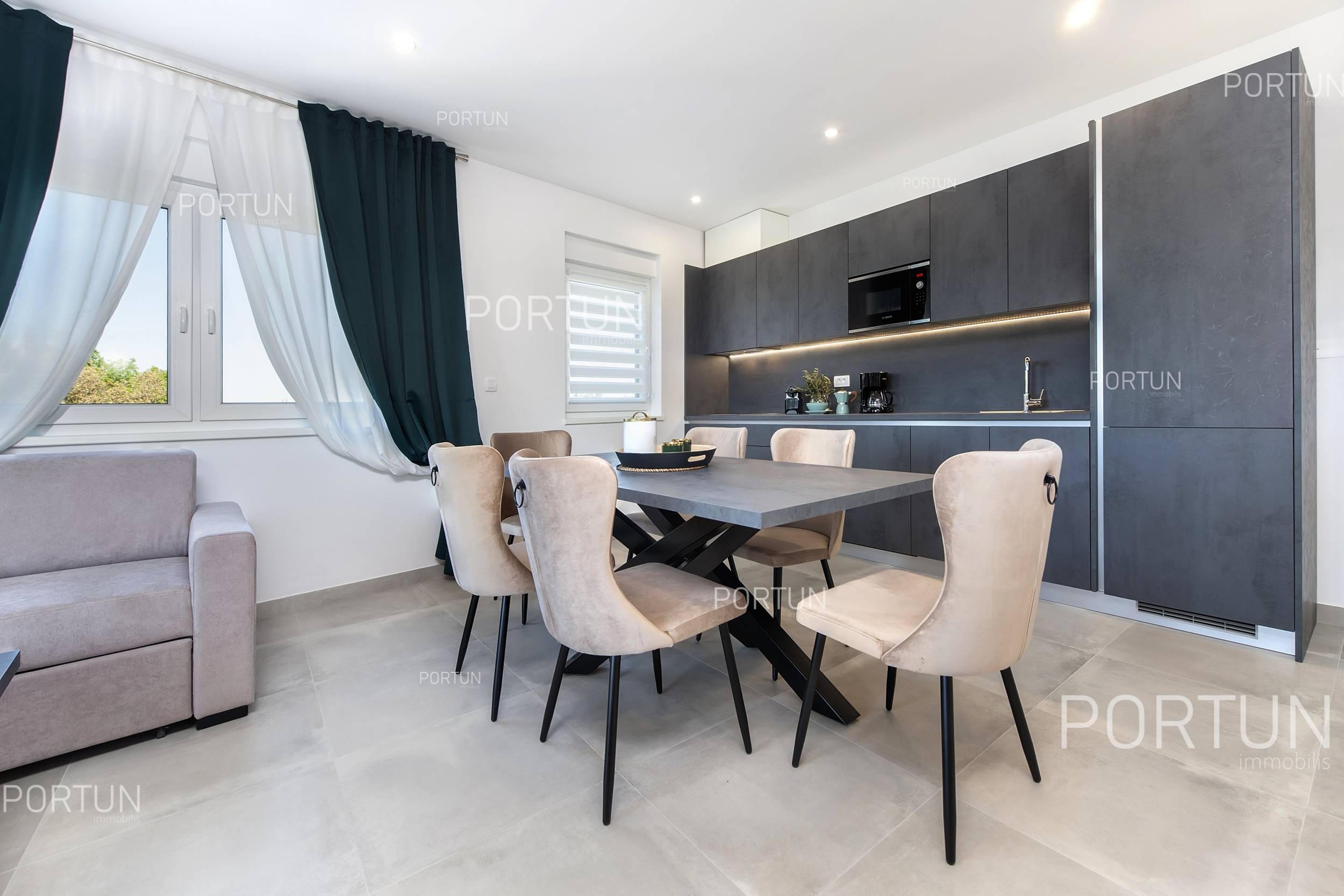 Apartment for Sale in Rovinj - 10688 - 03