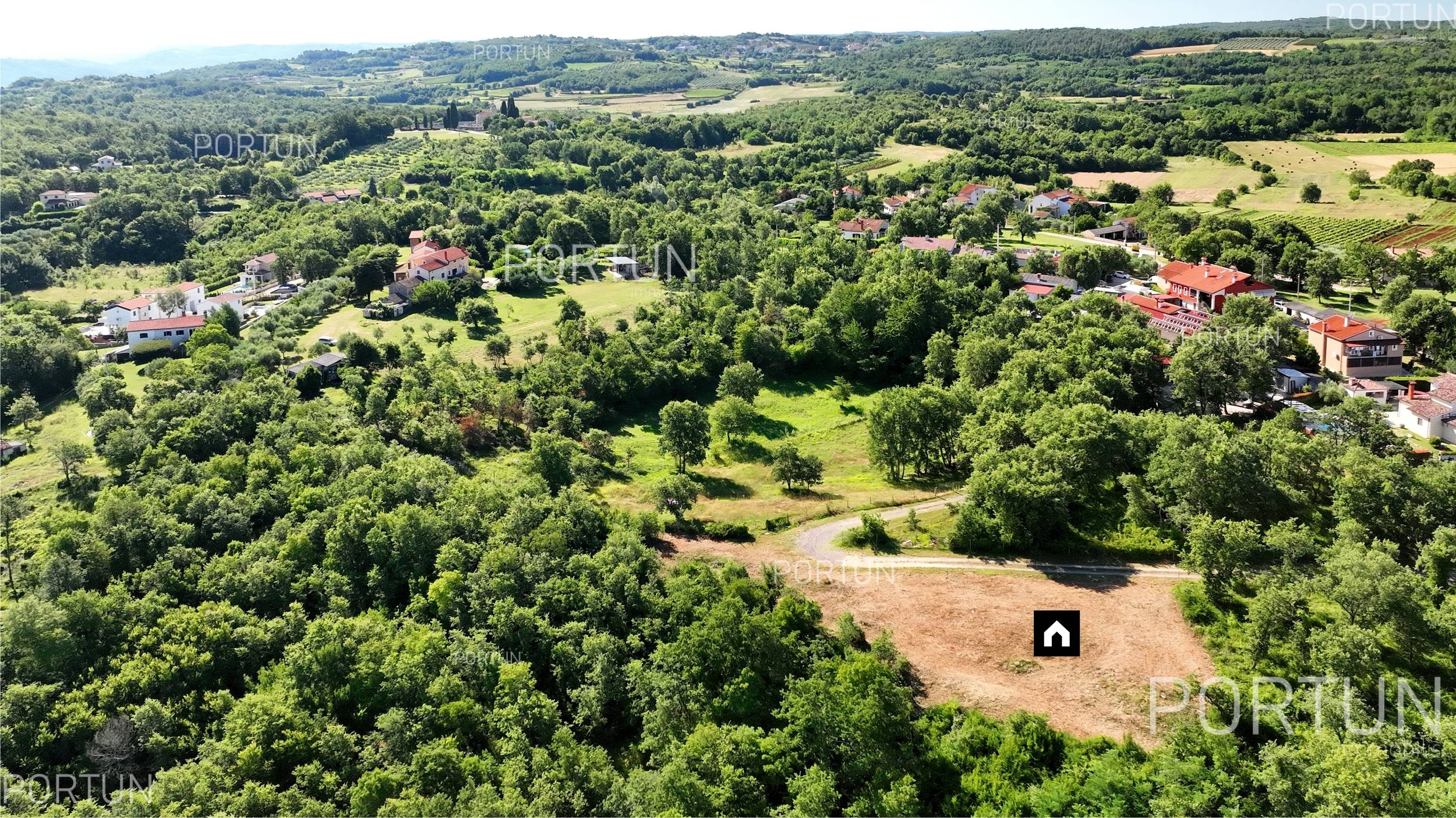 Plot of land for Sale in Vižinada - 40563 - 06